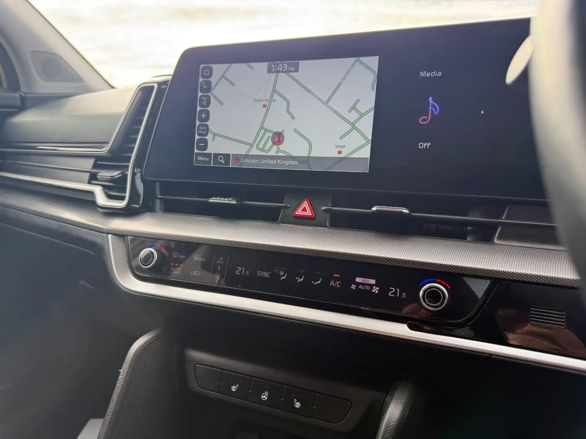 Kia Sportage Image 16