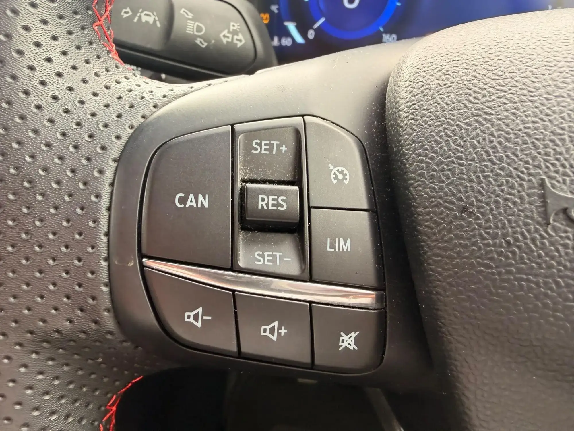 Ford Puma Image 14