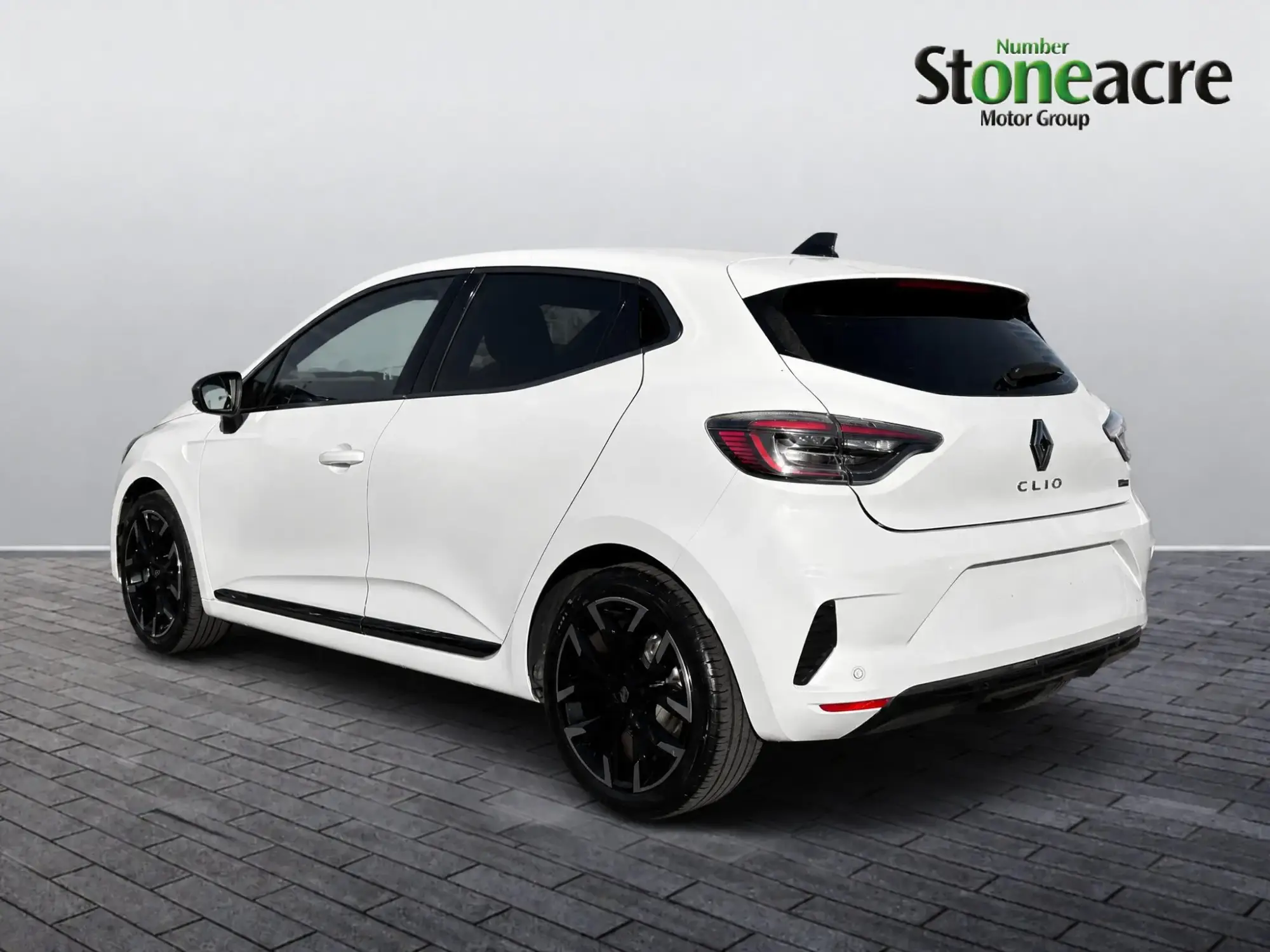 Renault Clio E-Tech Image 5 Renault Clio E-Tech Image 5