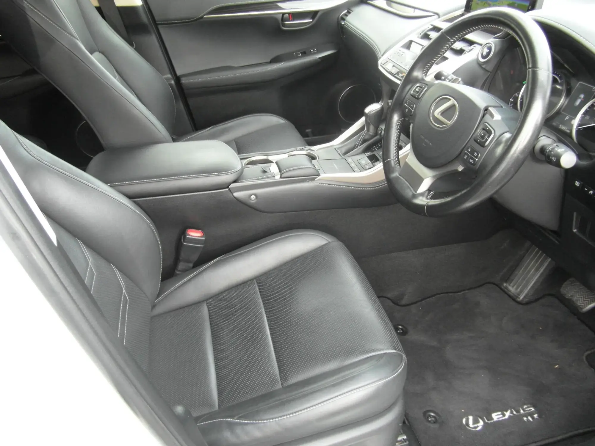 Lexus NX Self-Charging Hybrid Image 9 Lexus NX Self-Charging Hybrid Image 9