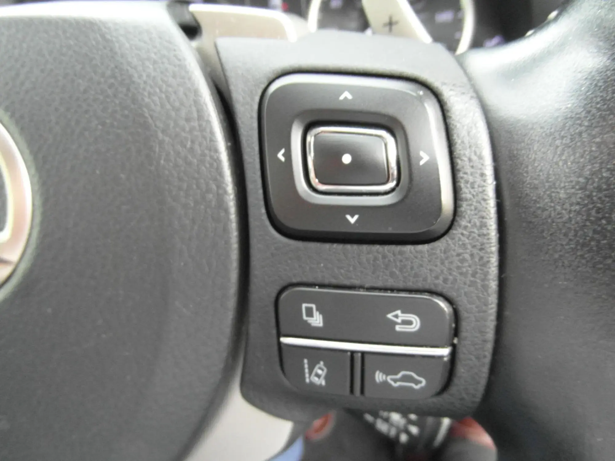 Lexus NX Self-Charging Hybrid Image 17 Lexus NX Self-Charging Hybrid Image 17
