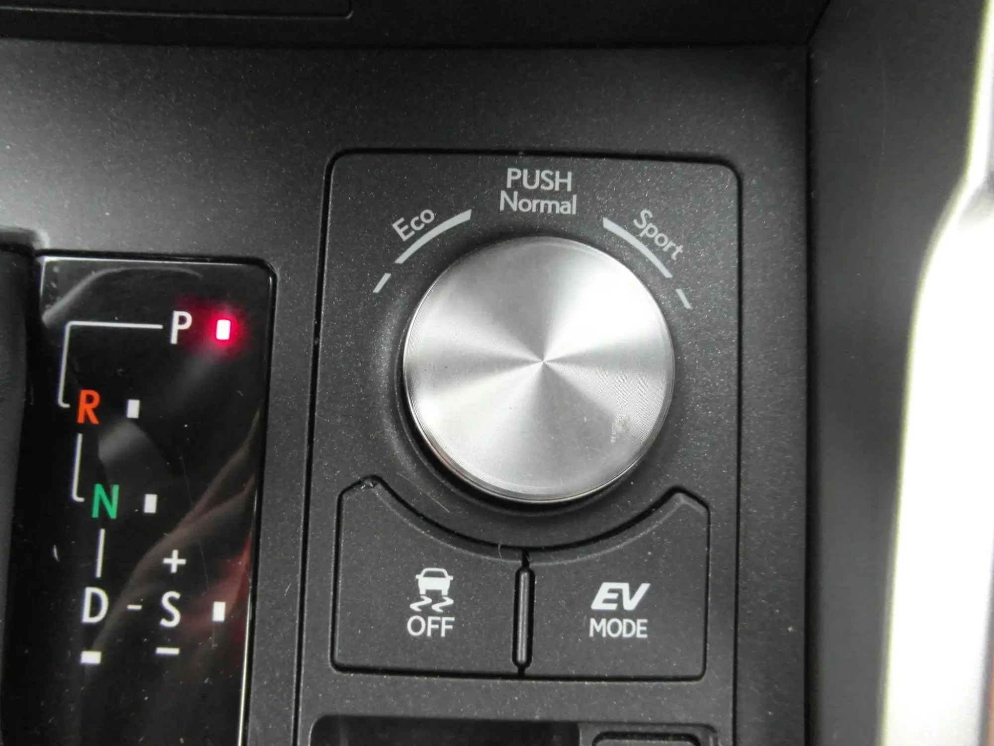 Lexus NX Self-Charging Hybrid Image 20 Lexus NX Self-Charging Hybrid Image 20
