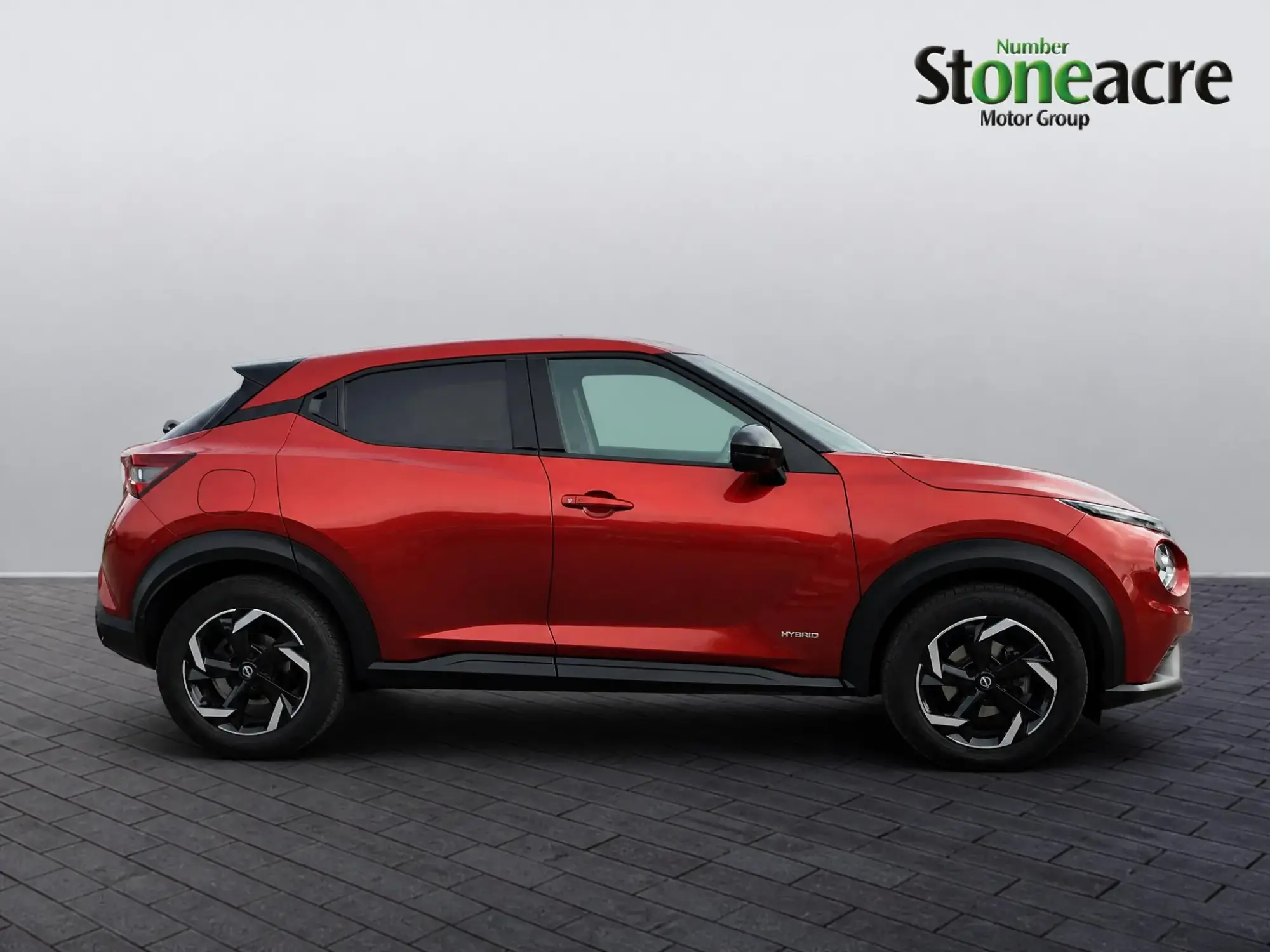 Nissan Juke Hybrid Image 2 Nissan Juke Hybrid Image 2