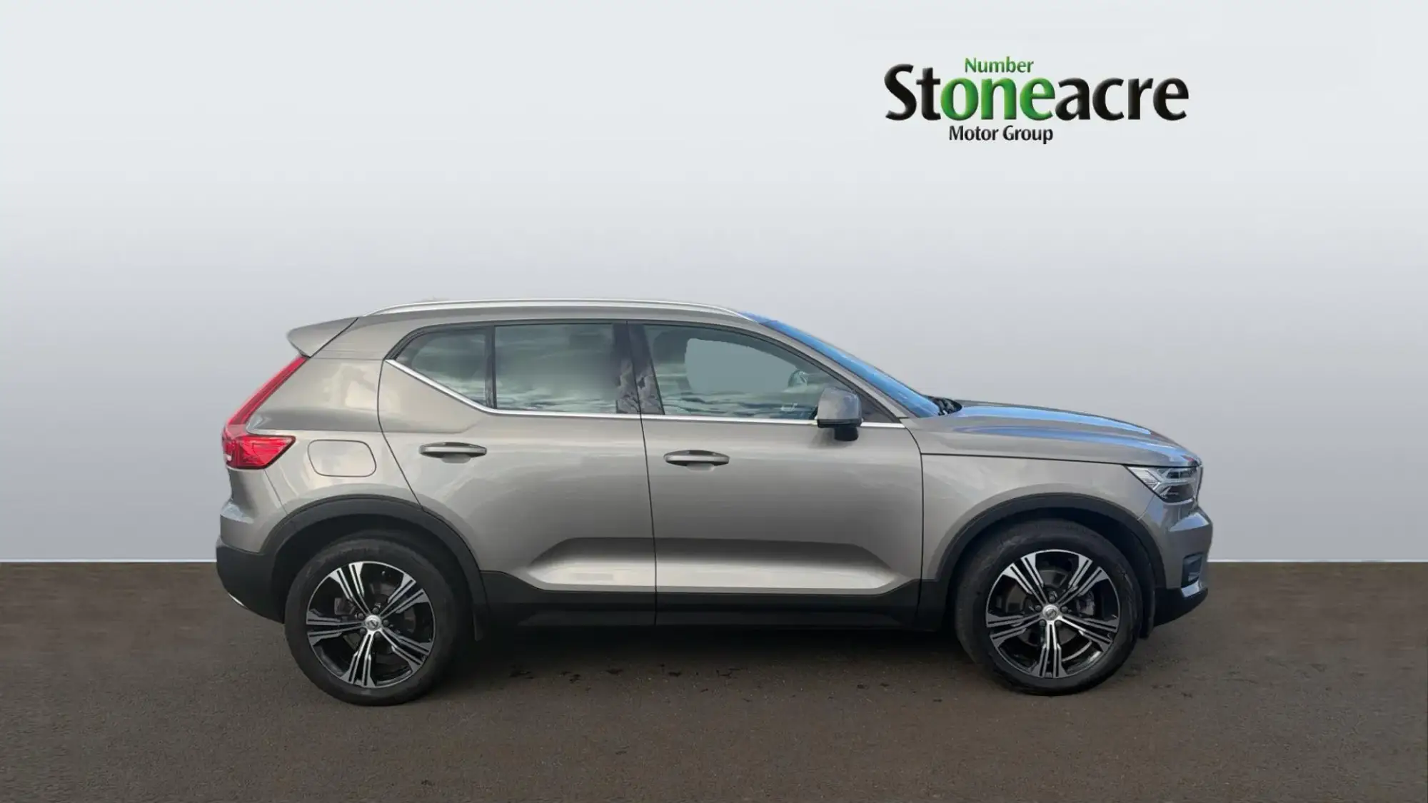 Volvo XC40 Inscription Pro T4 NK20HJC Image 3 Volvo XC40 Inscription Pro T4 NK20HJC Image 3