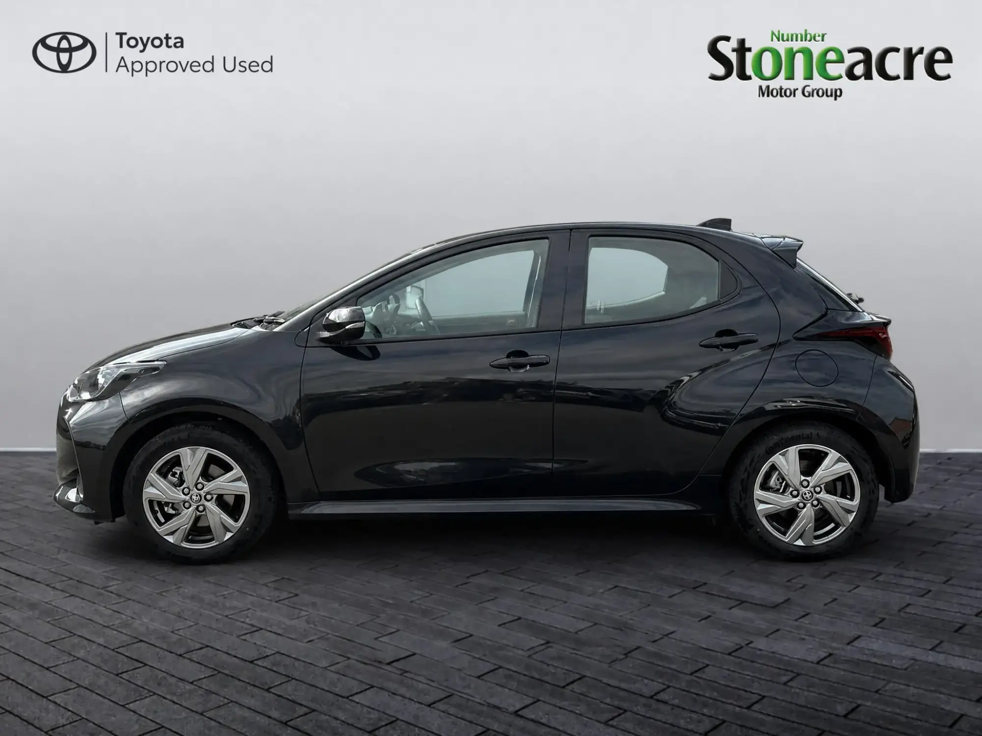 Toyota Yaris Hybrid Image 17 Toyota Yaris Hybrid Image 17