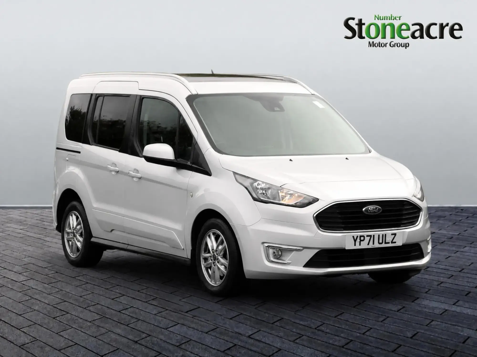Ford Tourneo Connect Image 1