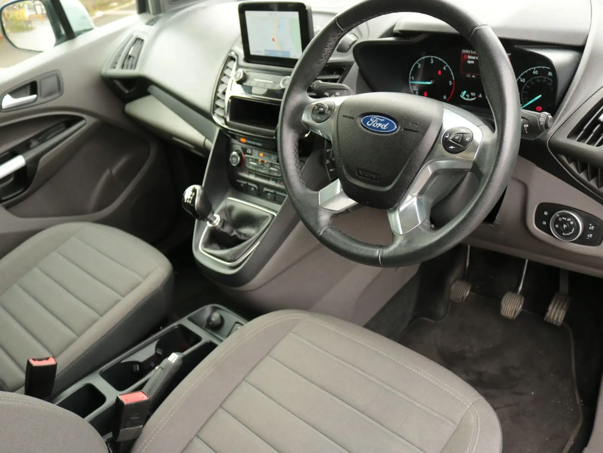 Ford Tourneo Connect Image 12