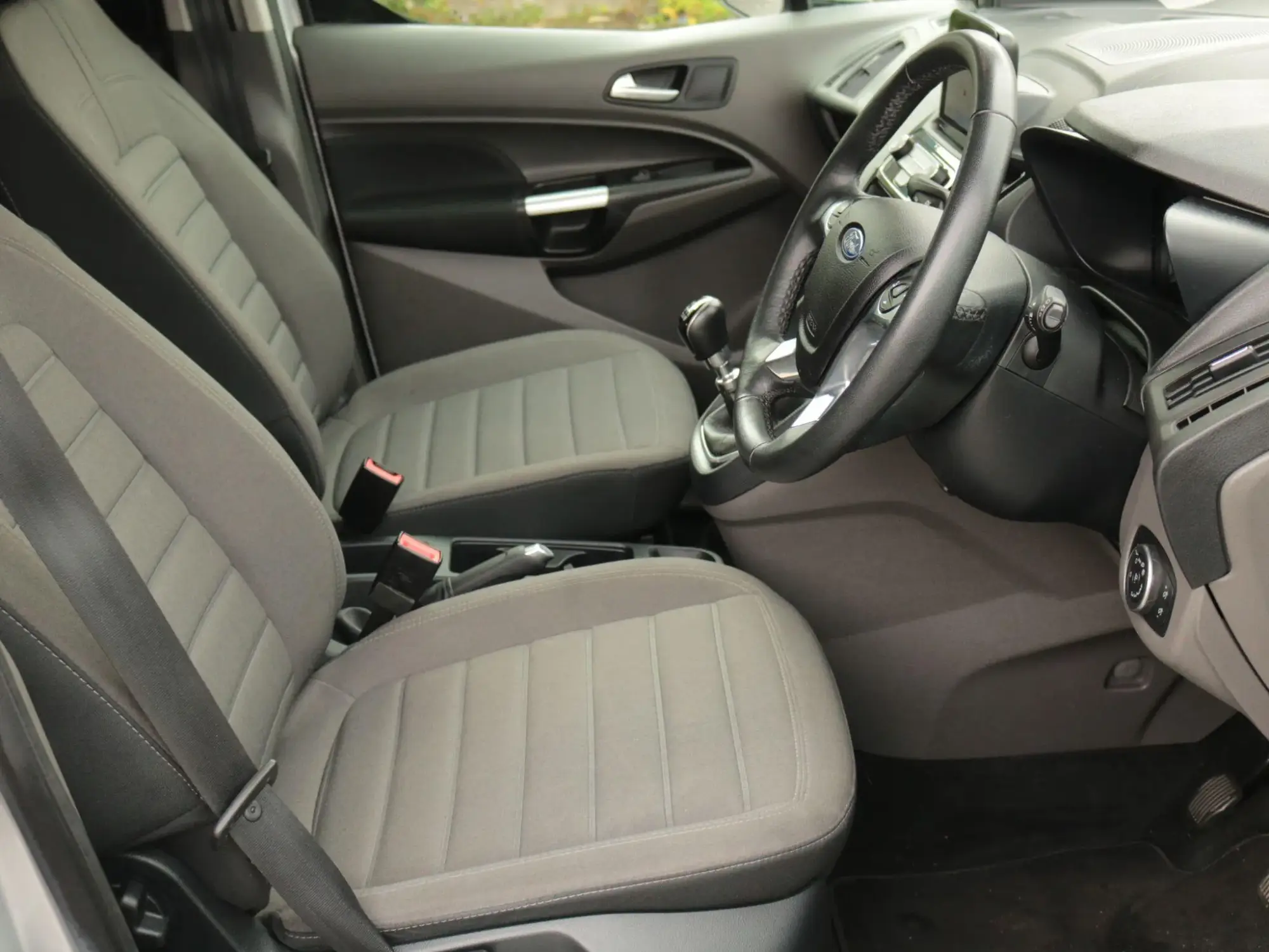 Ford Tourneo Connect Image 13