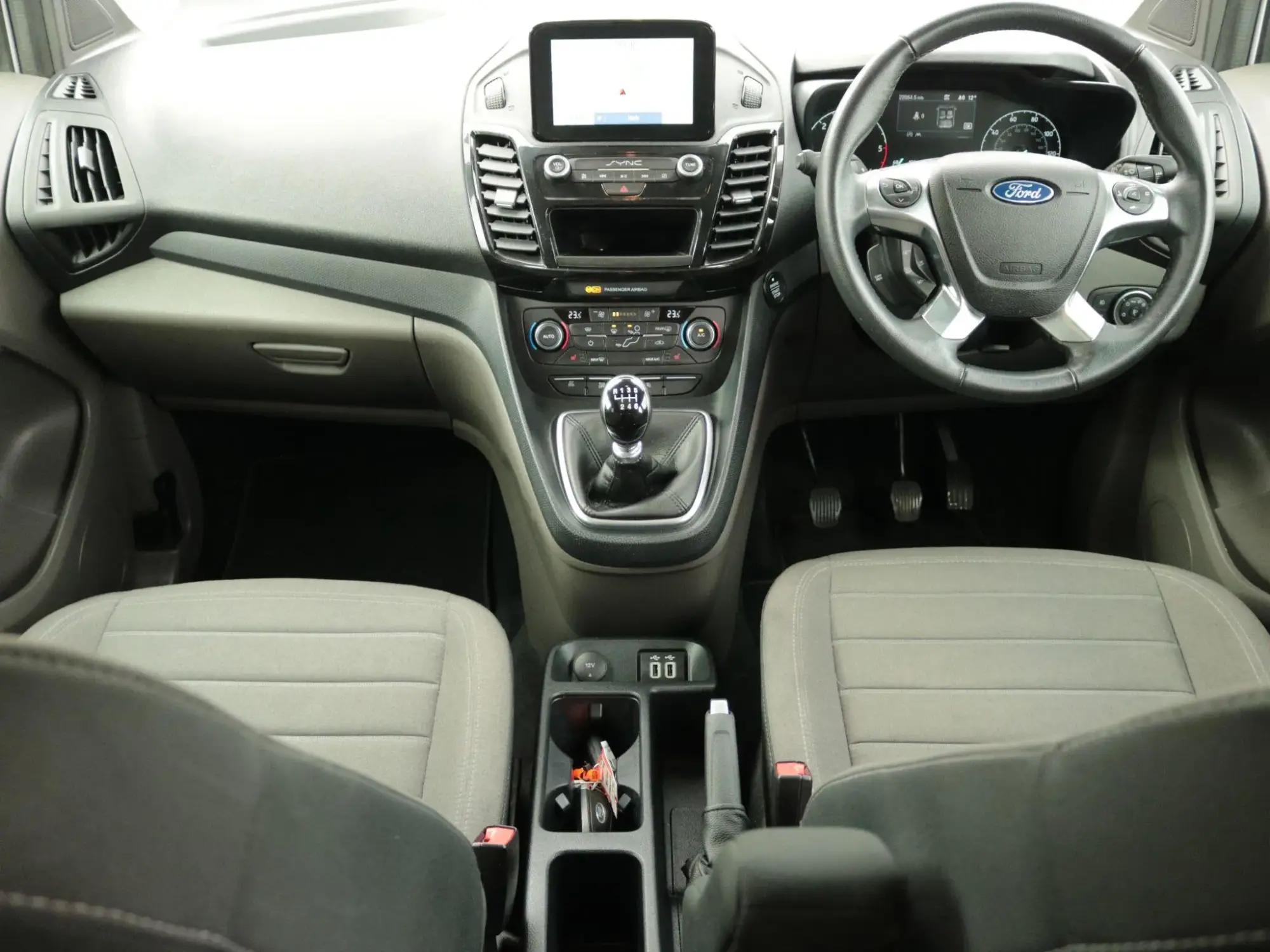 Ford Tourneo Connect Image 14