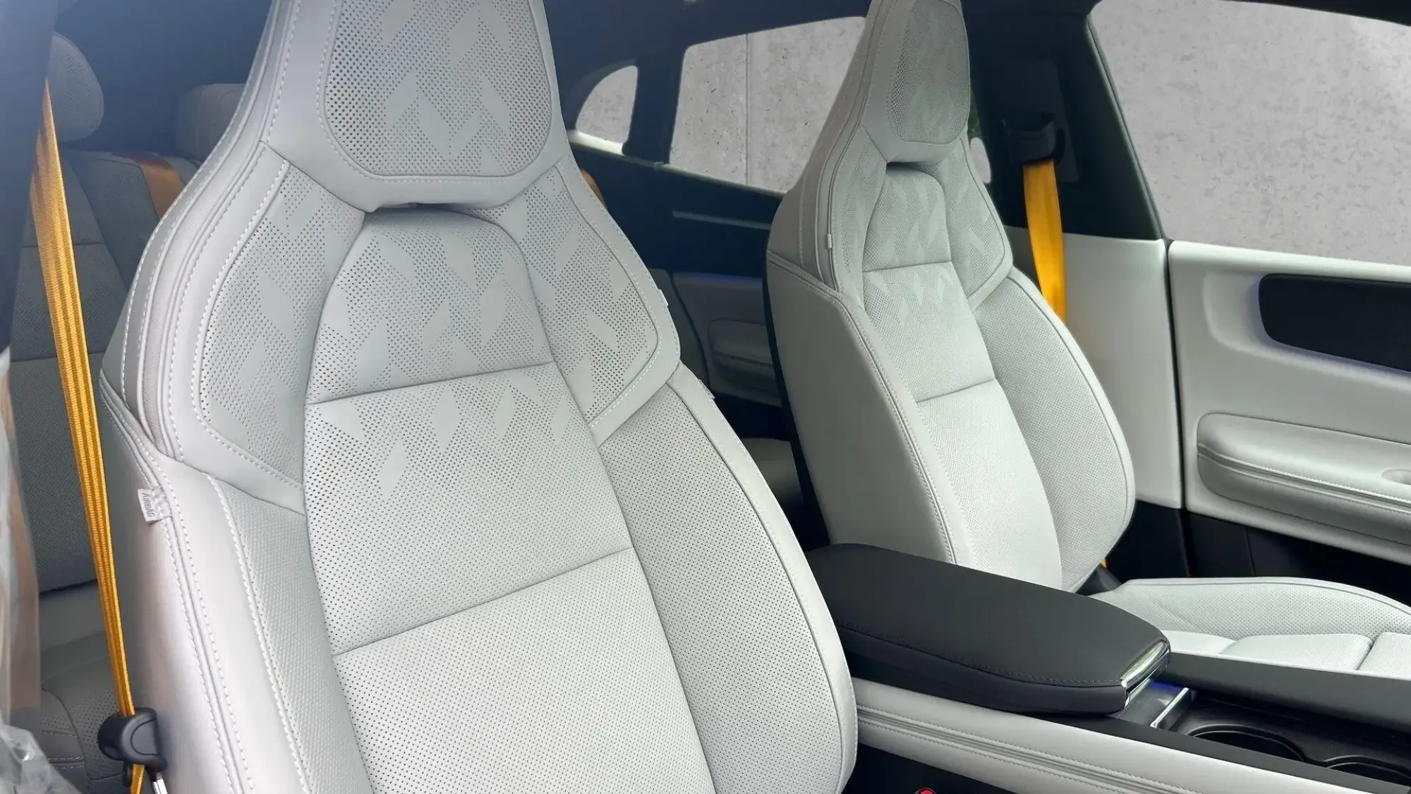 Polestar 4 Coupe Image 19