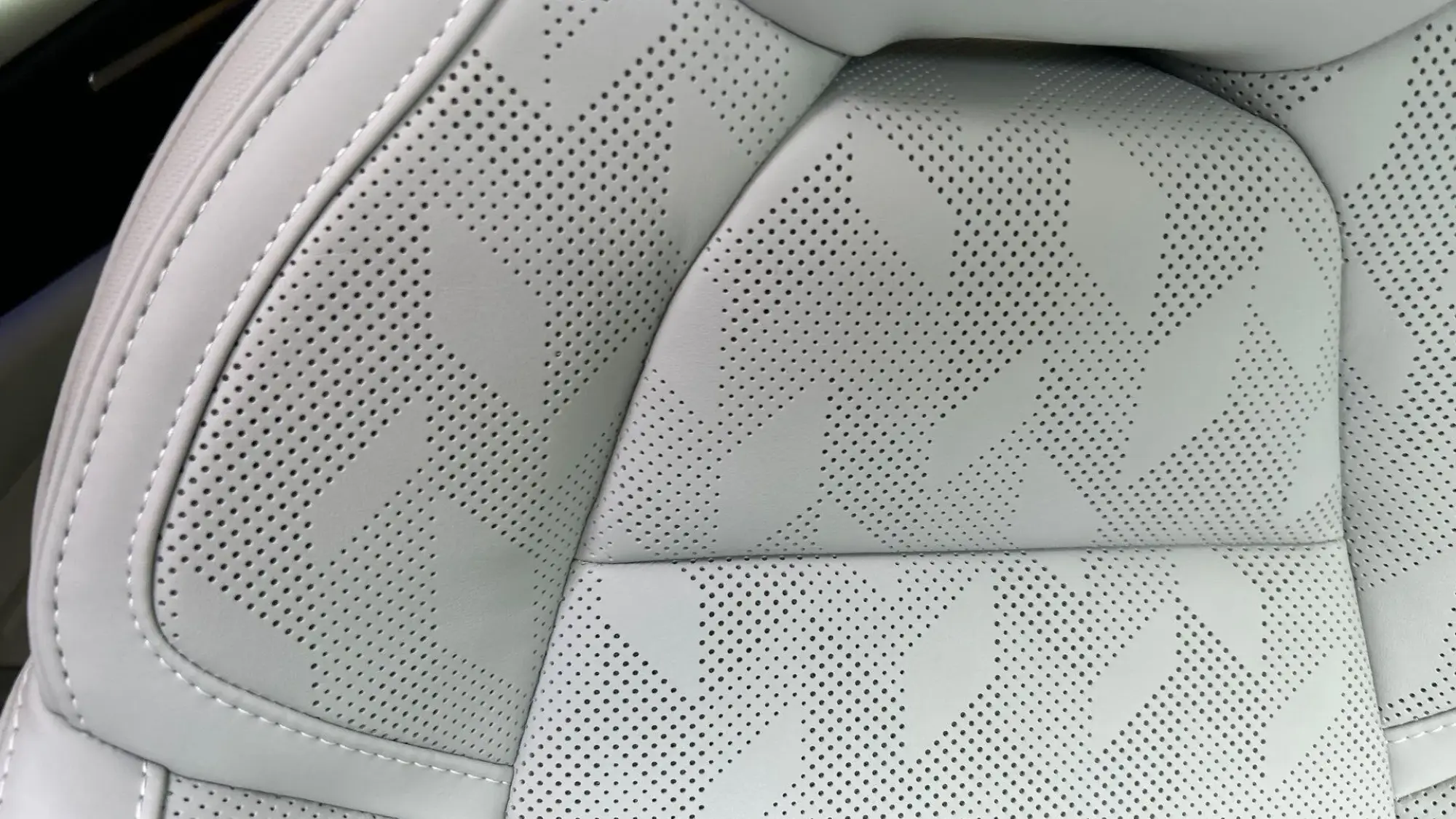 Polestar 4 Coupe Image 20