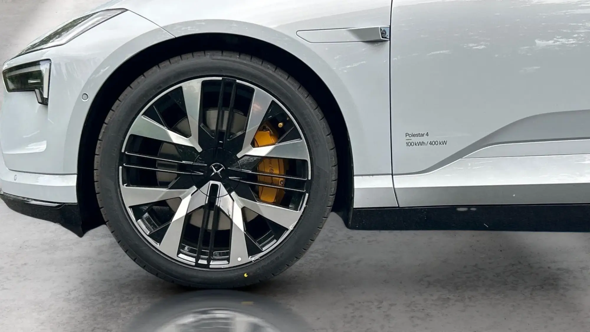 Polestar 4 Coupe Image 26