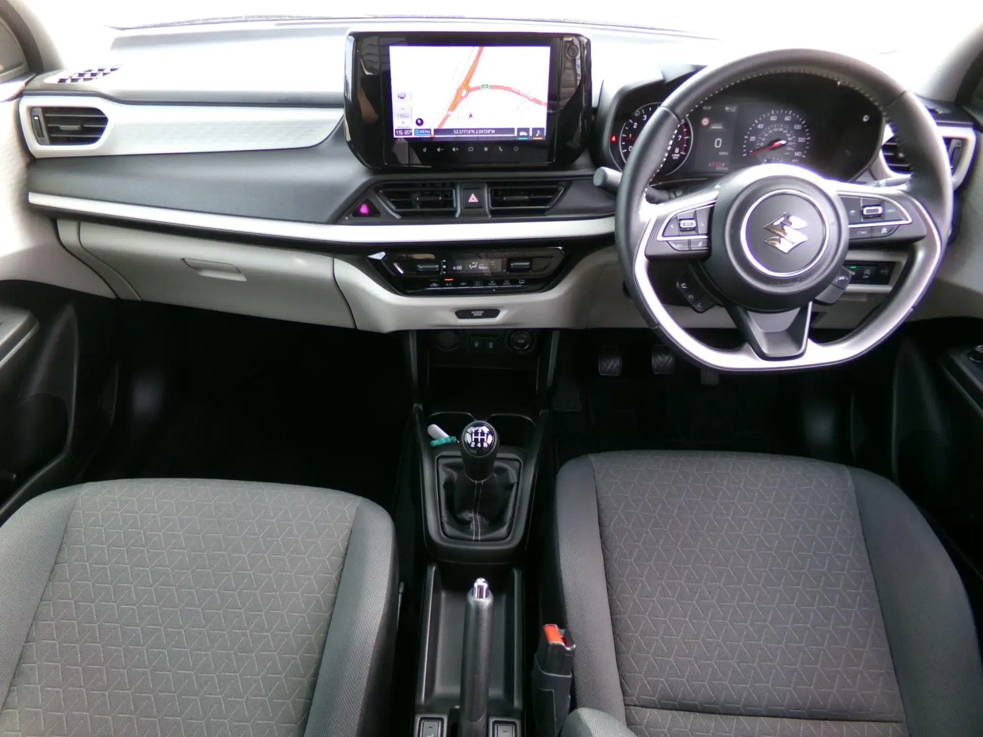 Suzuki Swift Image 11