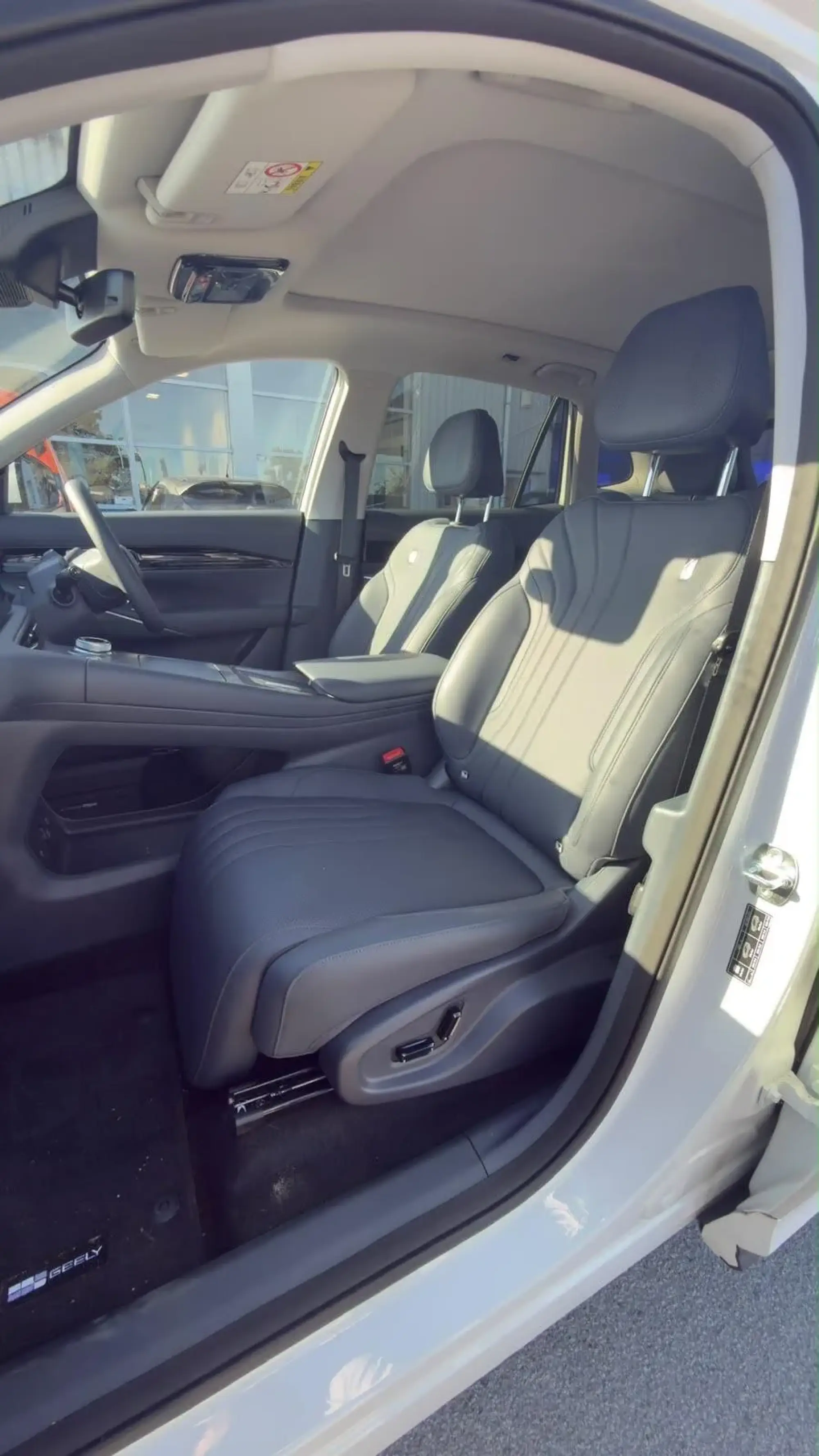 Geely EX5 Image 16