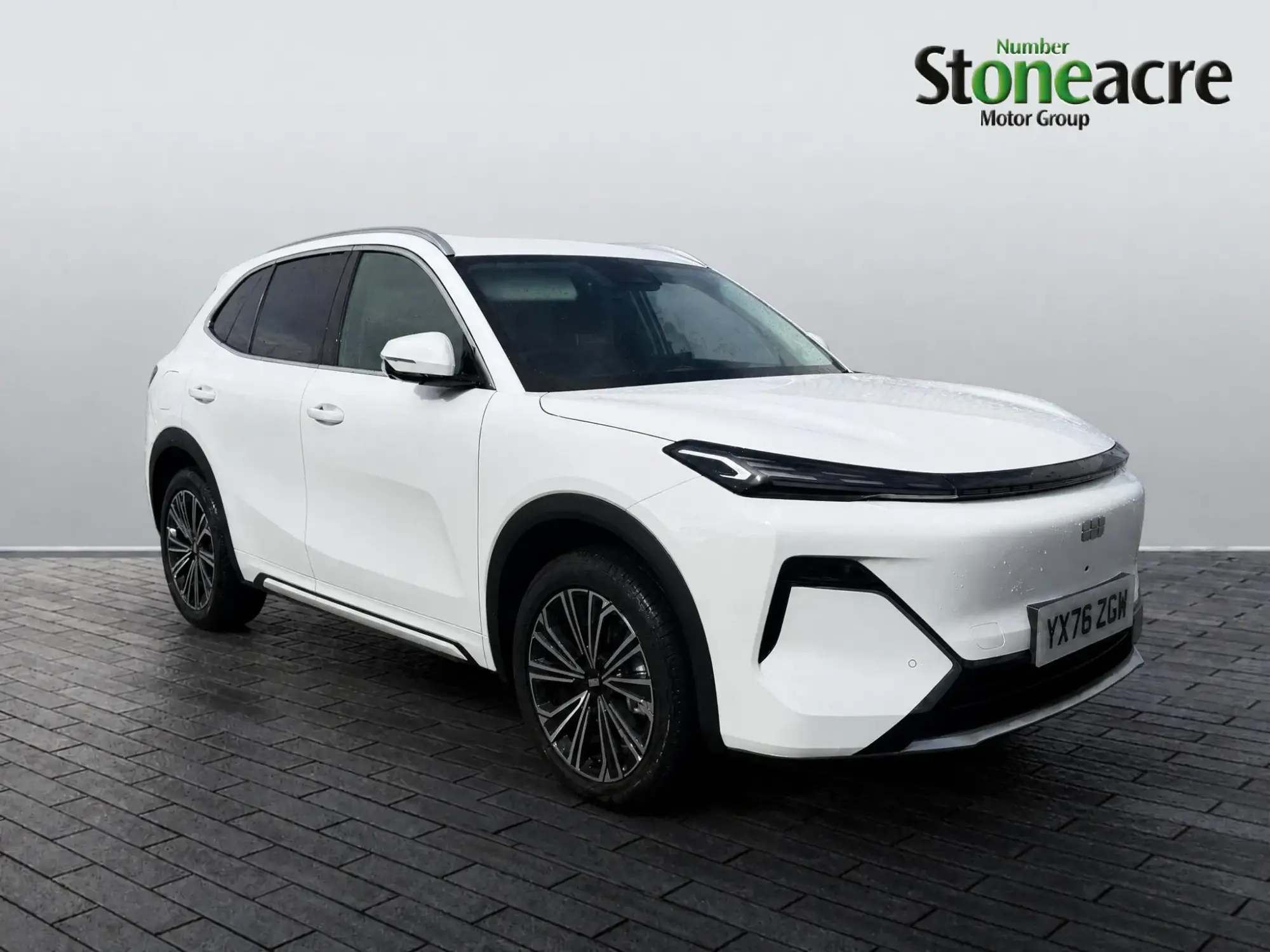 Geely Starray EM-i 1.5 EM-i 18.4kWh Max Auto Euro 6 (s/s) 5dr YX76ZGM Image 1 Geely Starray EM-i 1.5 EM-i 18.4kWh Max Auto Euro 6 (s/s) 5dr YX76ZGM Image 1
