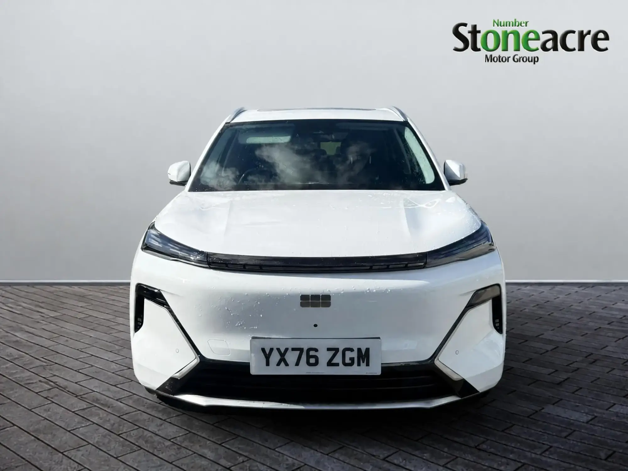 Geely Starray EM-i 1.5 EM-i 18.4kWh Max Auto Euro 6 (s/s) 5dr YX76ZGM Image 2 Geely Starray EM-i 1.5 EM-i 18.4kWh Max Auto Euro 6 (s/s) 5dr YX76ZGM Image 2