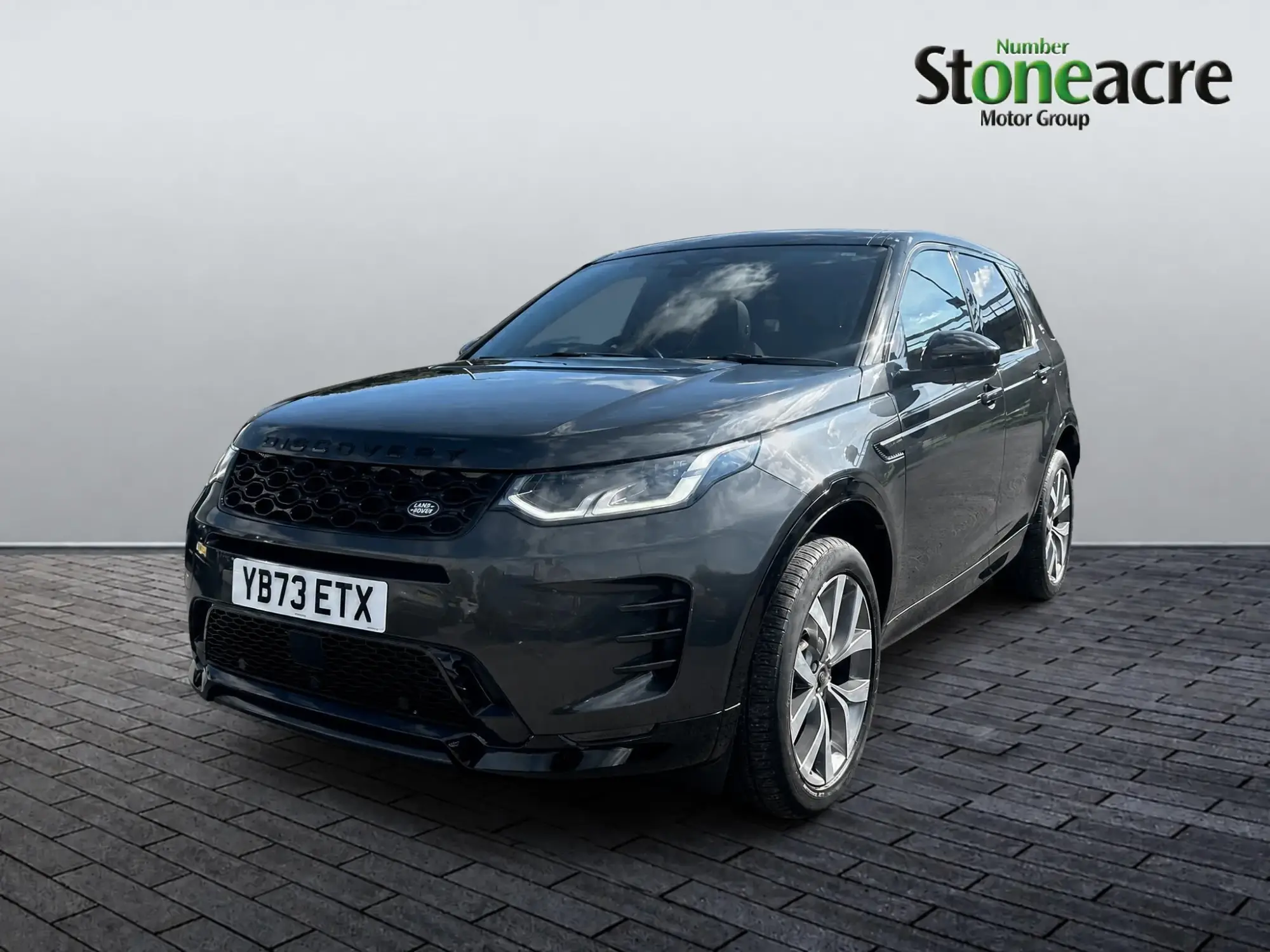Land Rover Discovery Sport Image 3