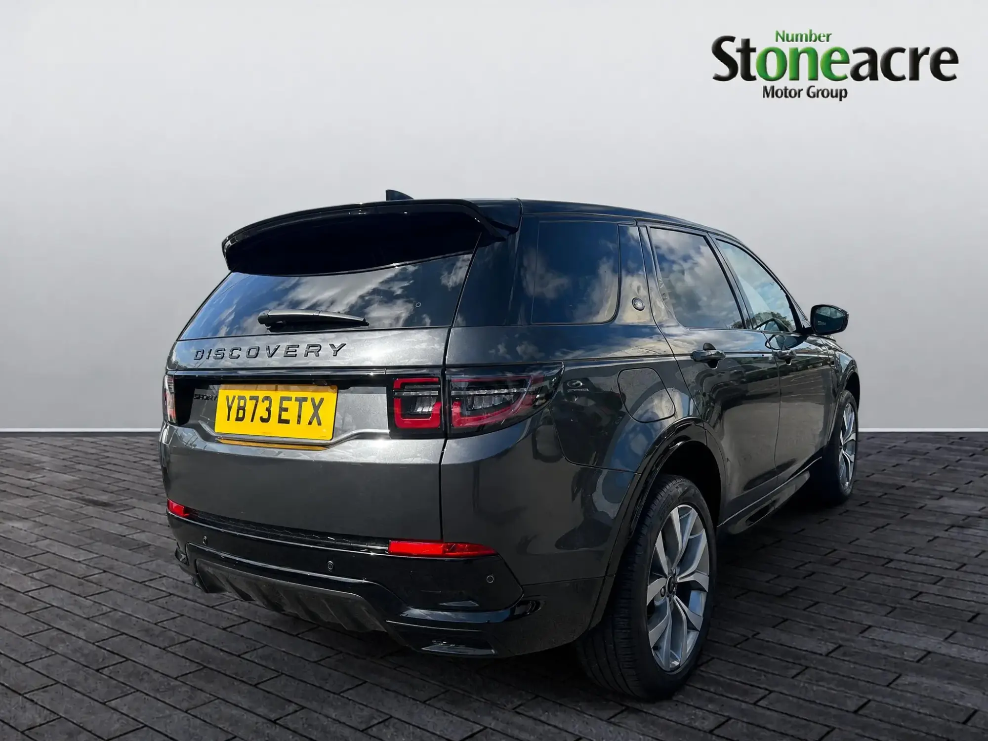 Land Rover Discovery Sport Image 7