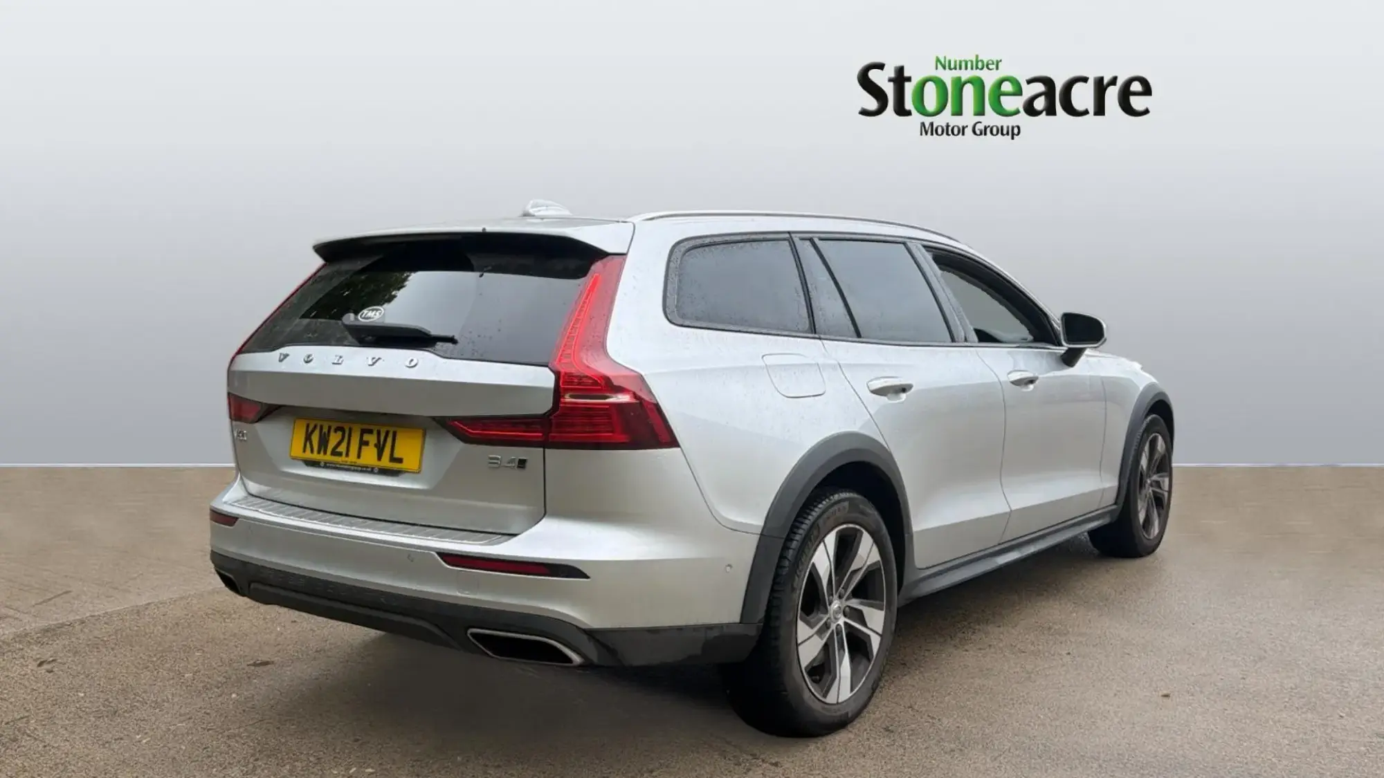 Volvo V60 Cross Country Image 2 Volvo V60 Cross Country Image 2