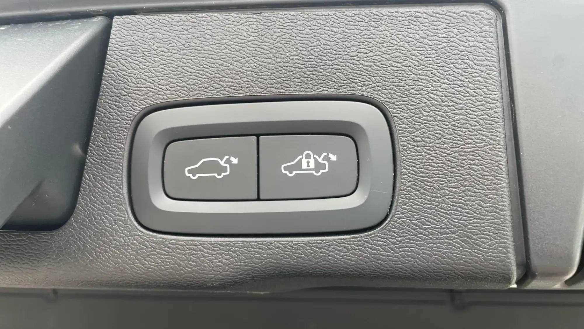 Volvo XC60 Image 16 Volvo XC60 Image 16