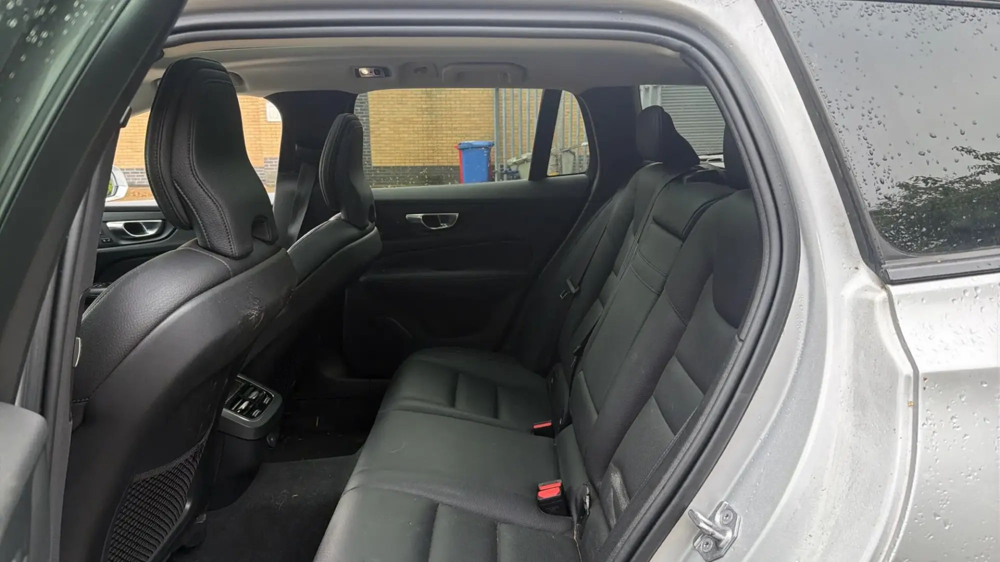 Volvo V60 Cross Country Image 31 Volvo V60 Cross Country Image 31