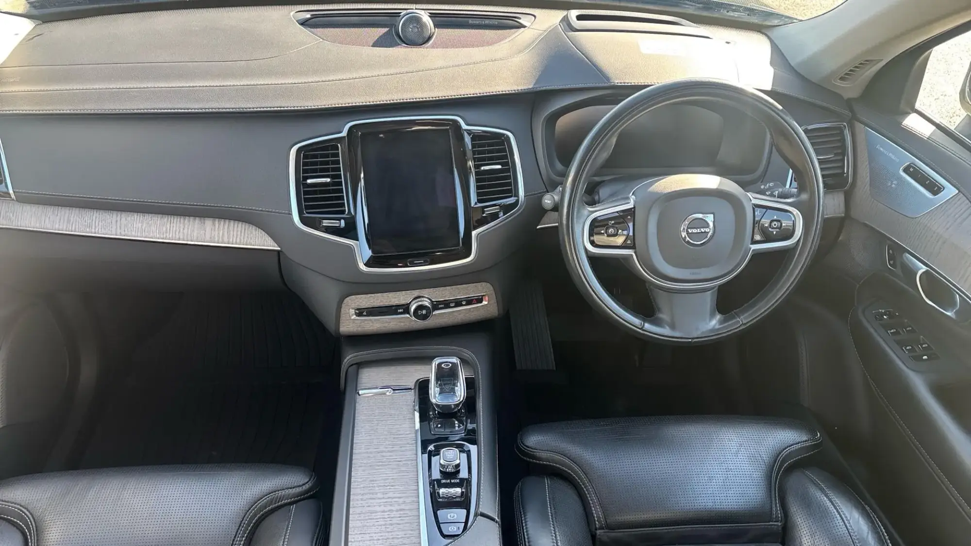 Volvo XC90 Plug-In Hybrid Image 5 Volvo XC90 Plug-In Hybrid Image 5