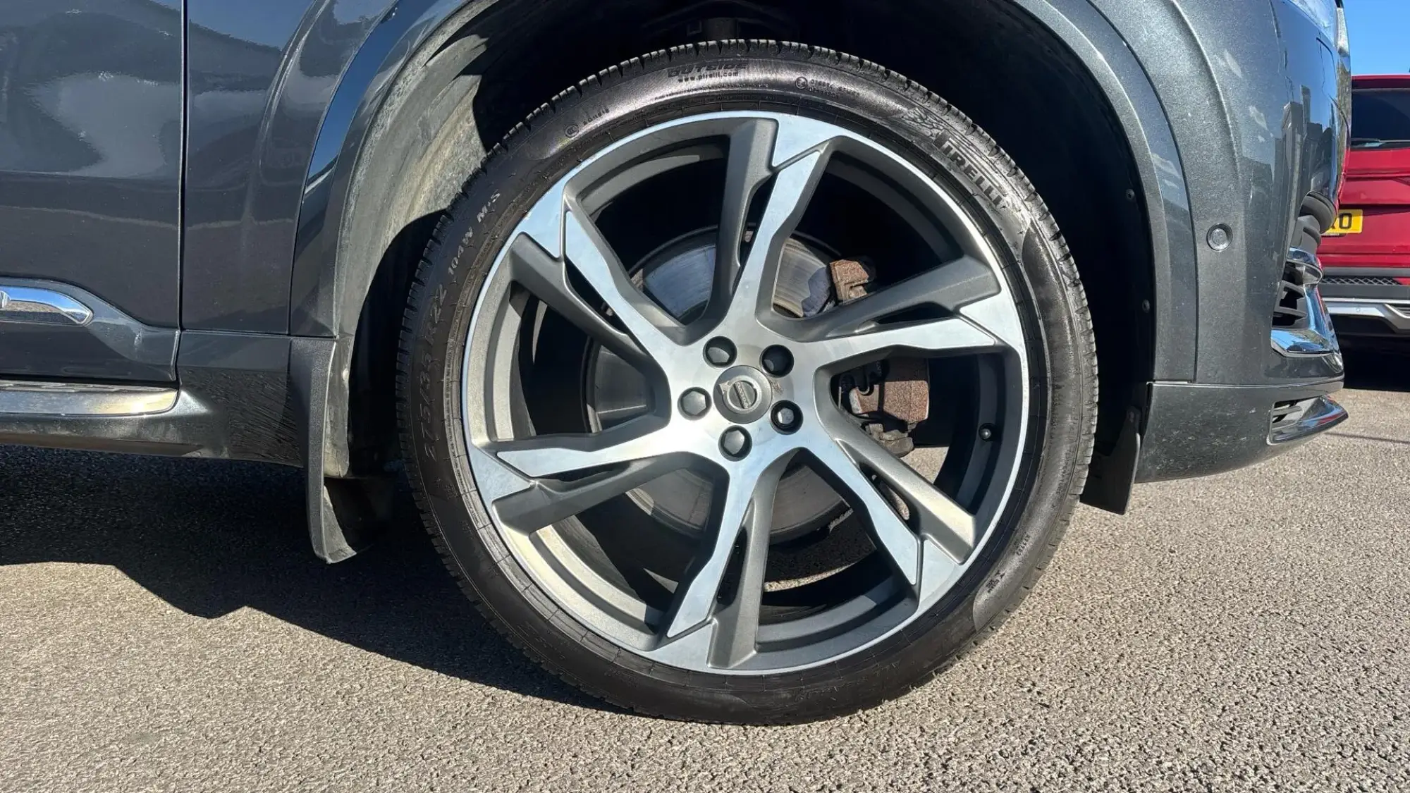 Volvo XC90 Plug-In Hybrid Image 9 Volvo XC90 Plug-In Hybrid Image 9