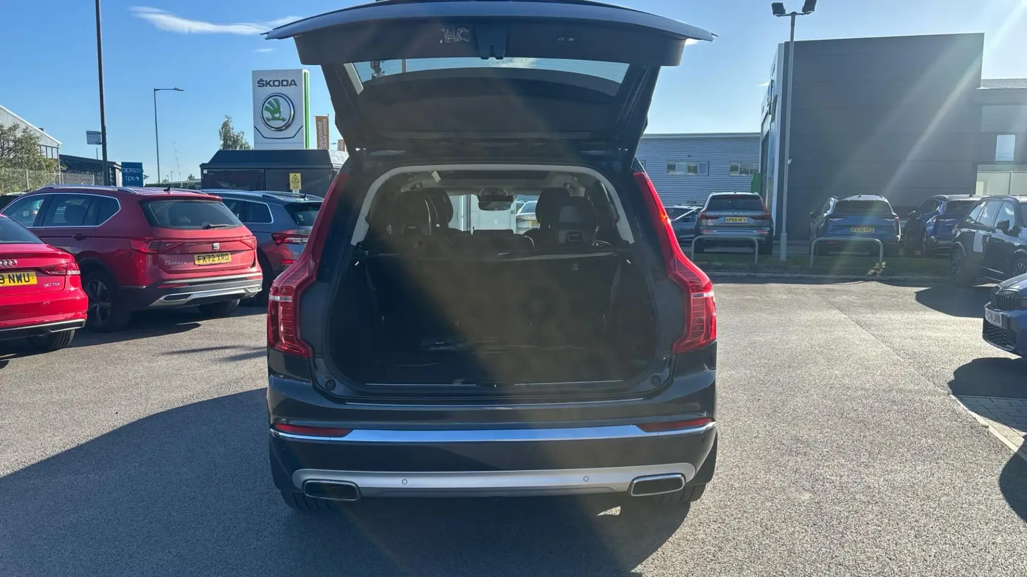 Volvo XC90 Plug-In Hybrid Image 13 Volvo XC90 Plug-In Hybrid Image 13