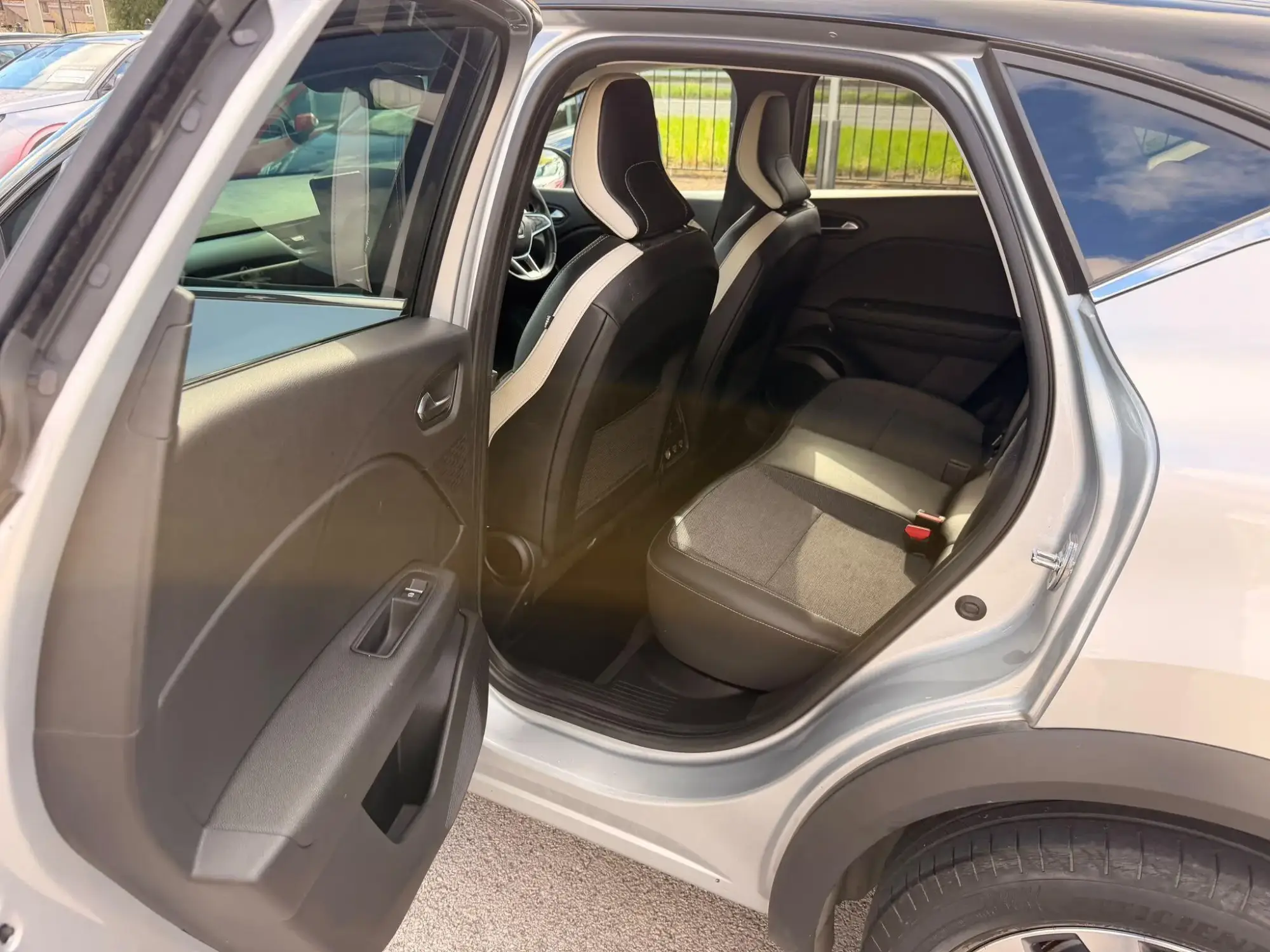 Renault Captur Image 23 Renault Captur Image 23
