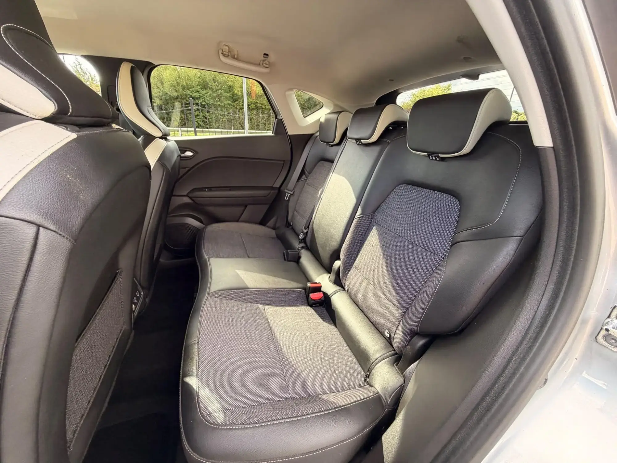 Renault Captur Image 24 Renault Captur Image 24
