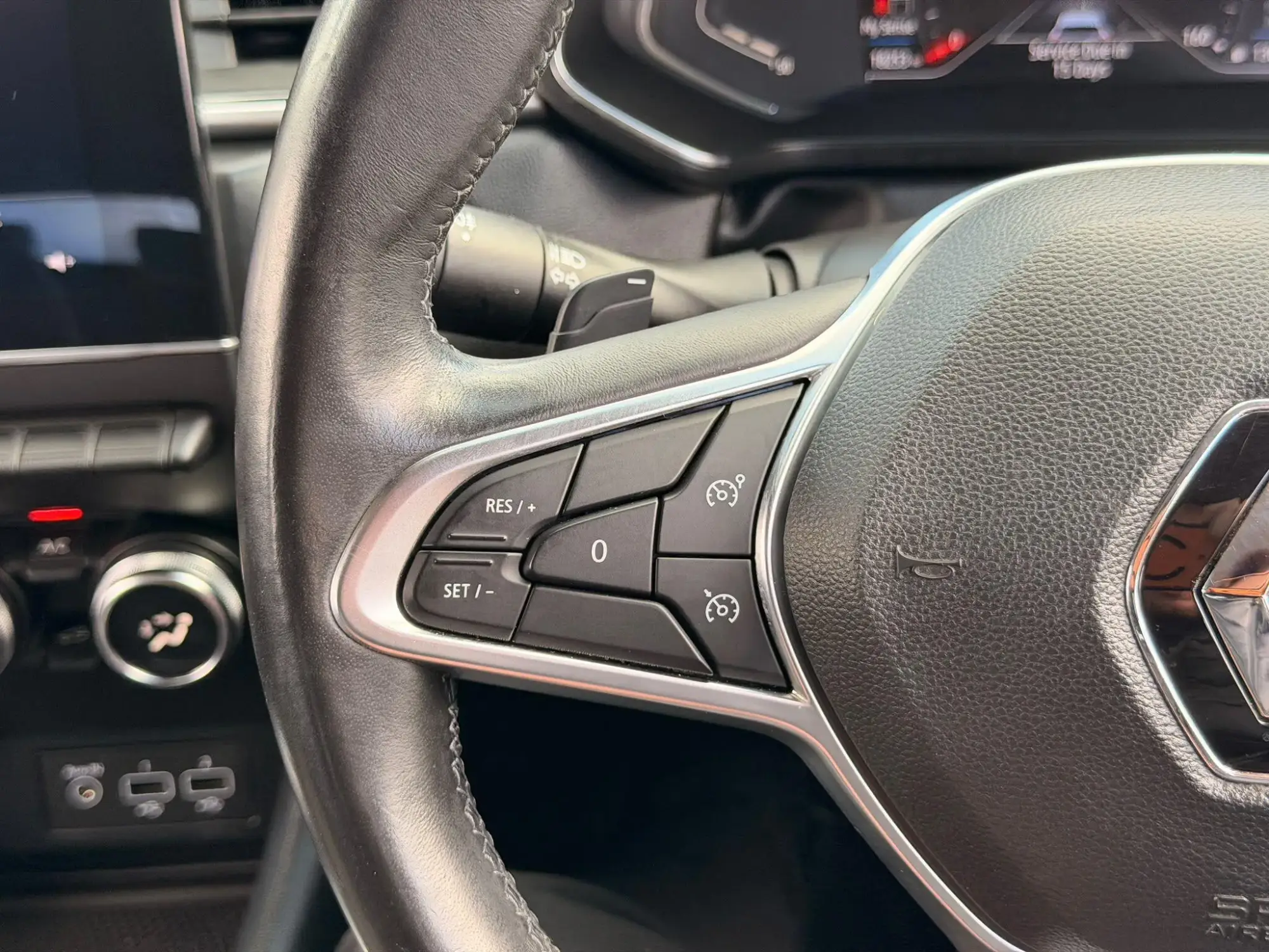 Renault Captur Image 28 Renault Captur Image 28