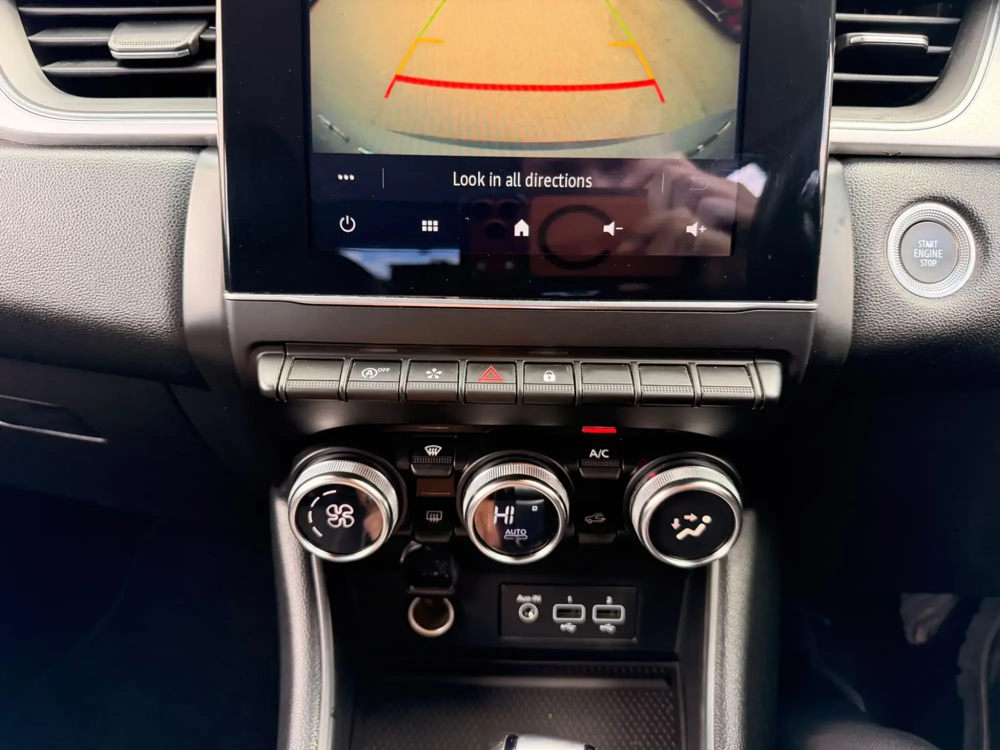 Renault Captur Image 36 Renault Captur Image 36