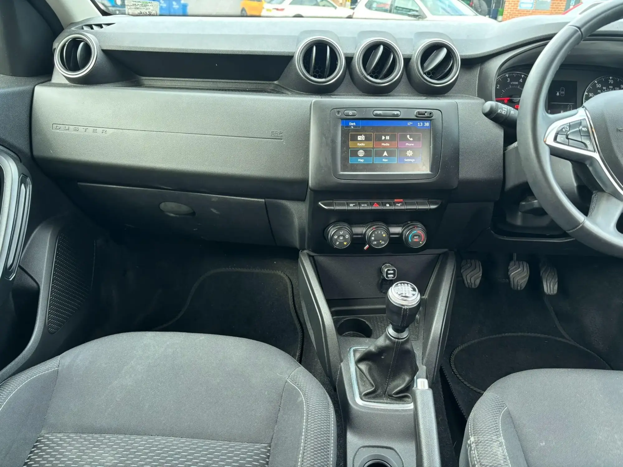 Dacia Duster Image 14 Dacia Duster Image 14
