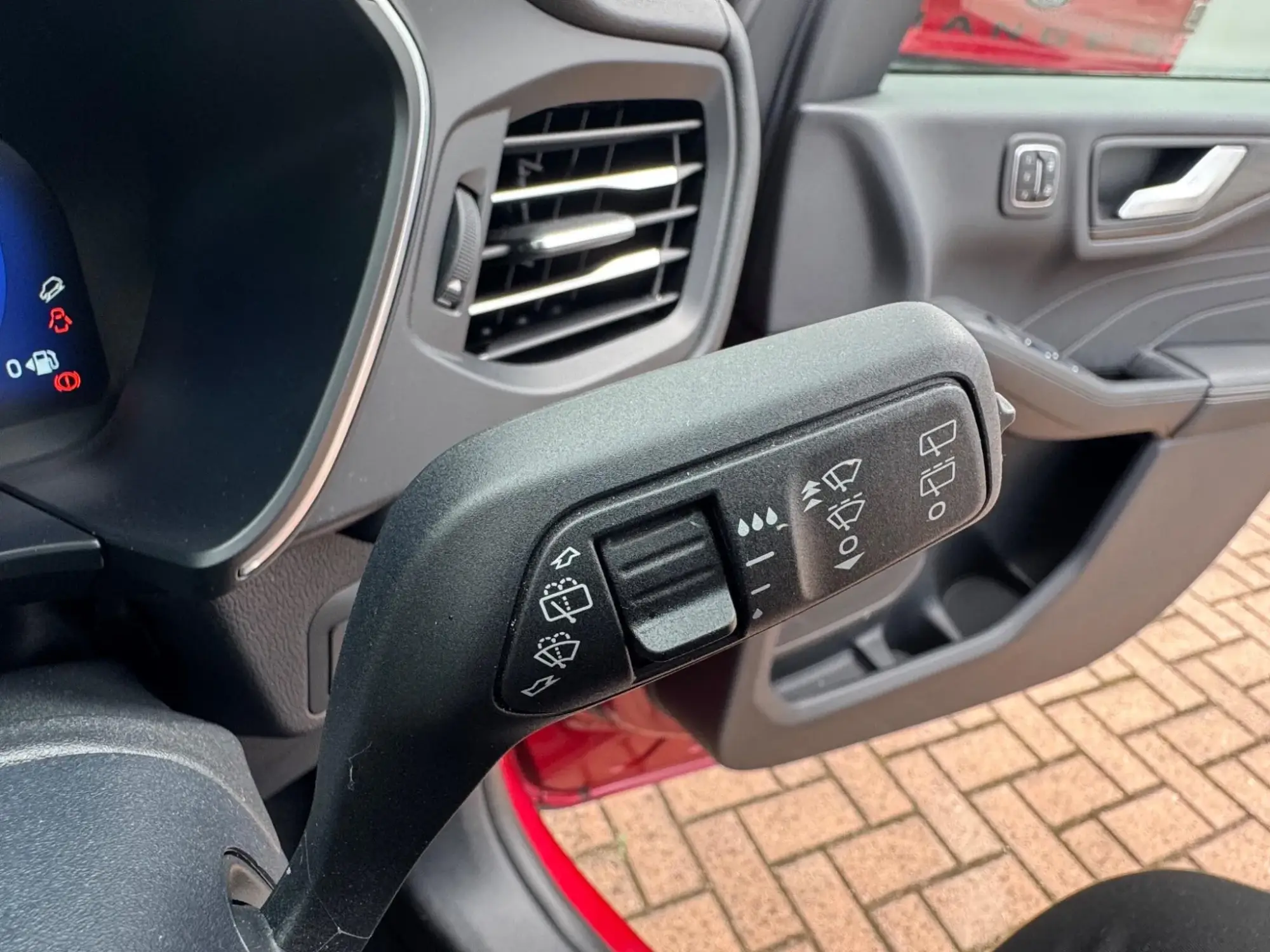 Ford Kuga Hybrid Image 18 Ford Kuga Hybrid Image 18