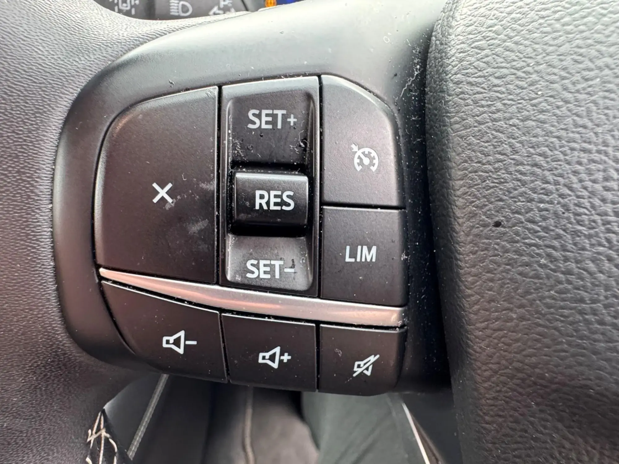 Ford Kuga Hybrid Image 19 Ford Kuga Hybrid Image 19