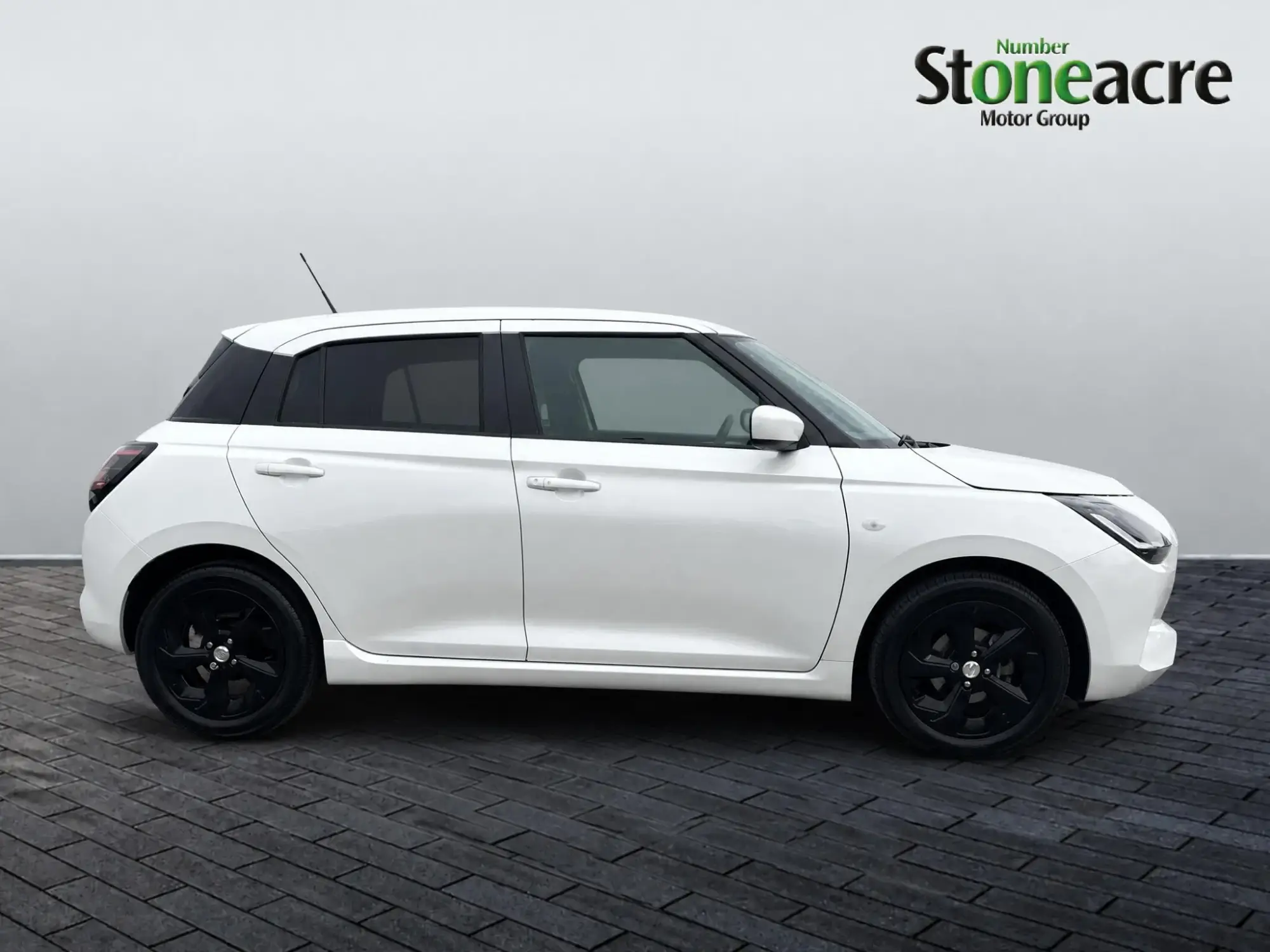 Suzuki Swift Image 2 Suzuki Swift Image 2