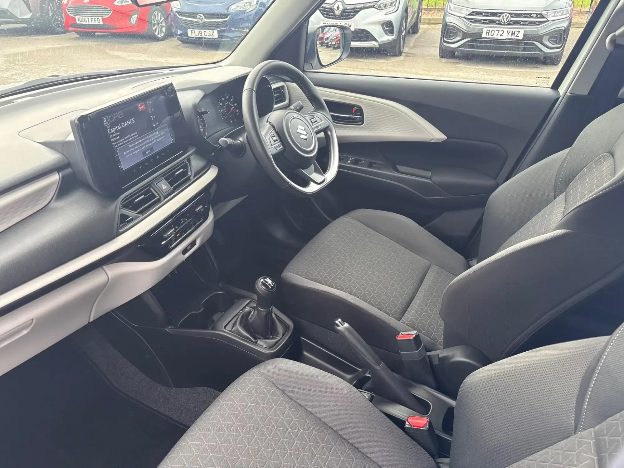 Suzuki Swift Image 26 Suzuki Swift Image 26