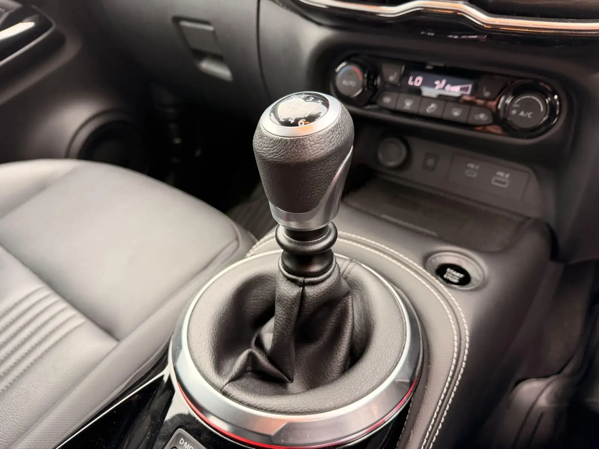 Nissan Juke Image 15