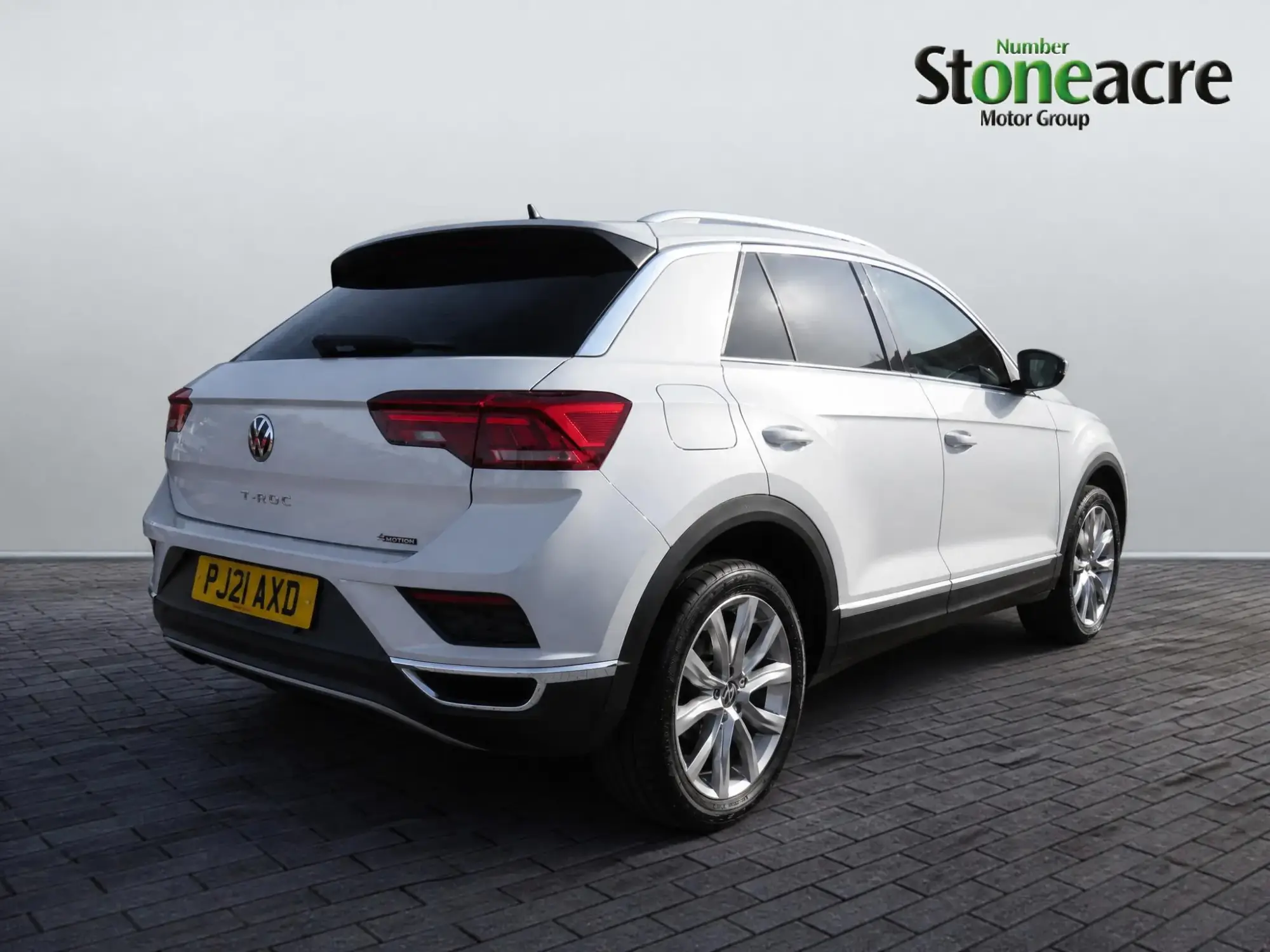 Volkswagen T-Roc 2.0 TSI 4MOTION SEL 5dr DSG PJ21AXD Image 3
