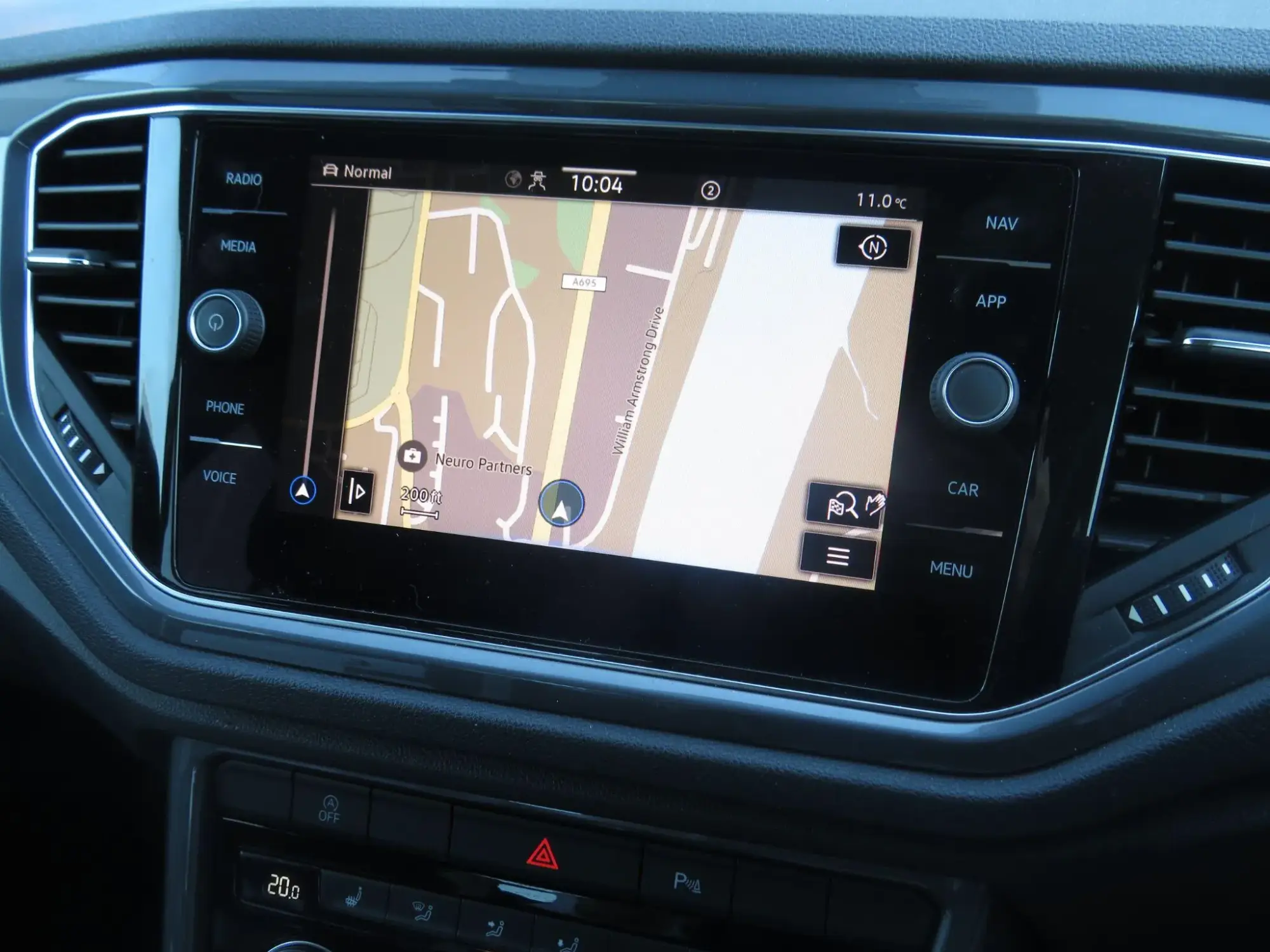 Volkswagen T-Roc Image 21
