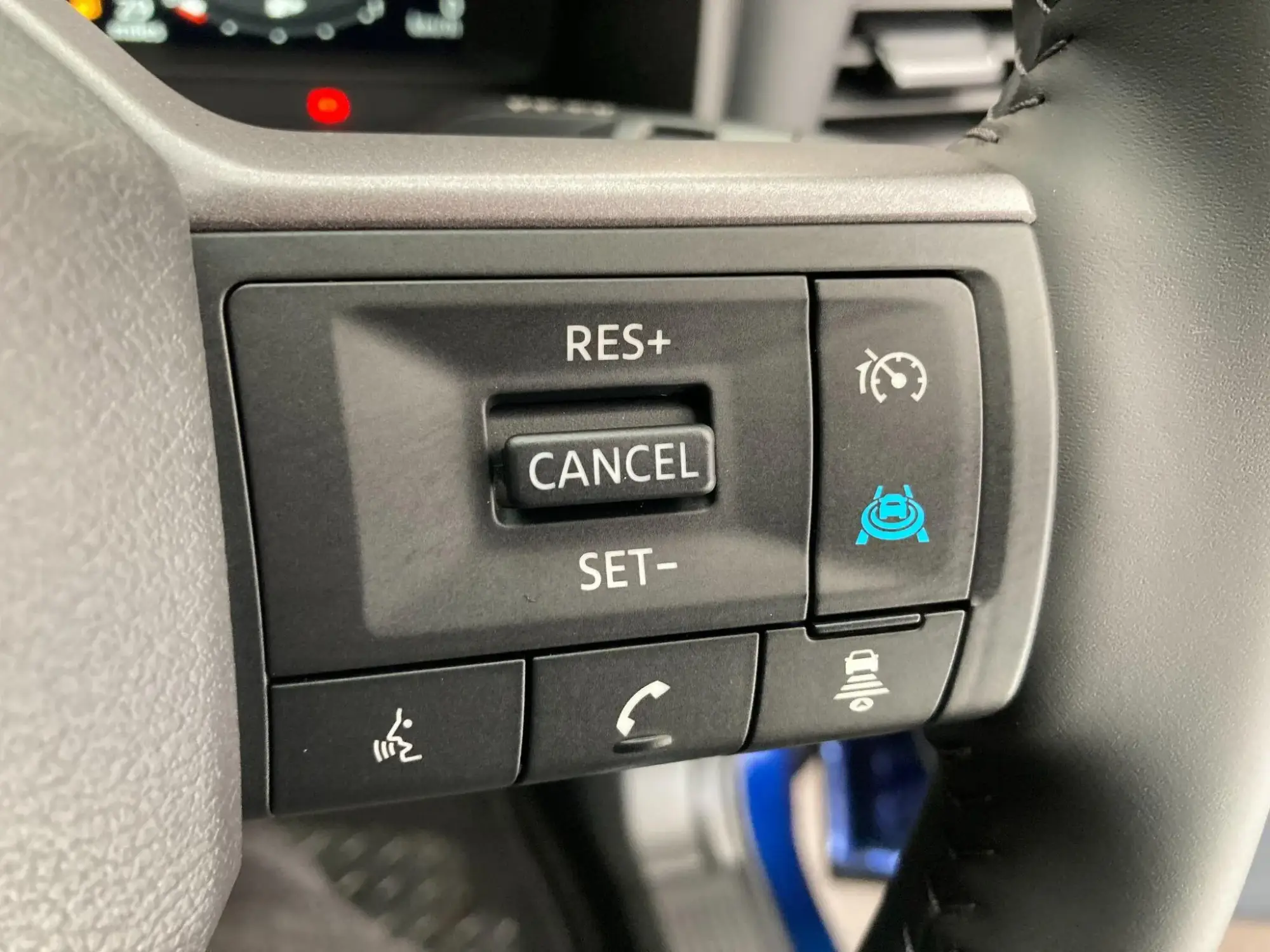 Nissan X-Trail Image 17 Nissan X-Trail Image 17