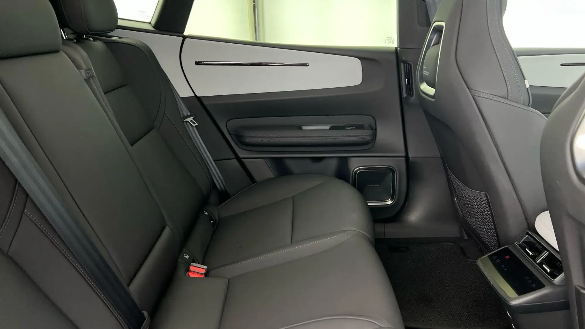 Polestar 4 Coupe Image 19 Polestar 4 Coupe Image 19