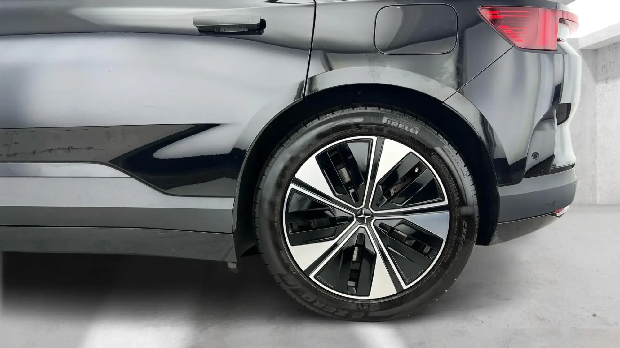 Polestar 4 Coupe Image 27 Polestar 4 Coupe Image 27