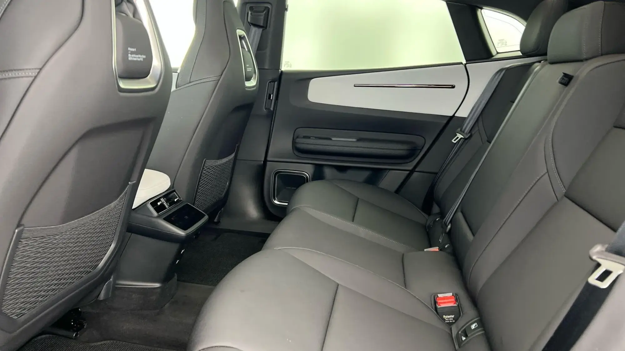Polestar 4 Coupe Image 21 Polestar 4 Coupe Image 21