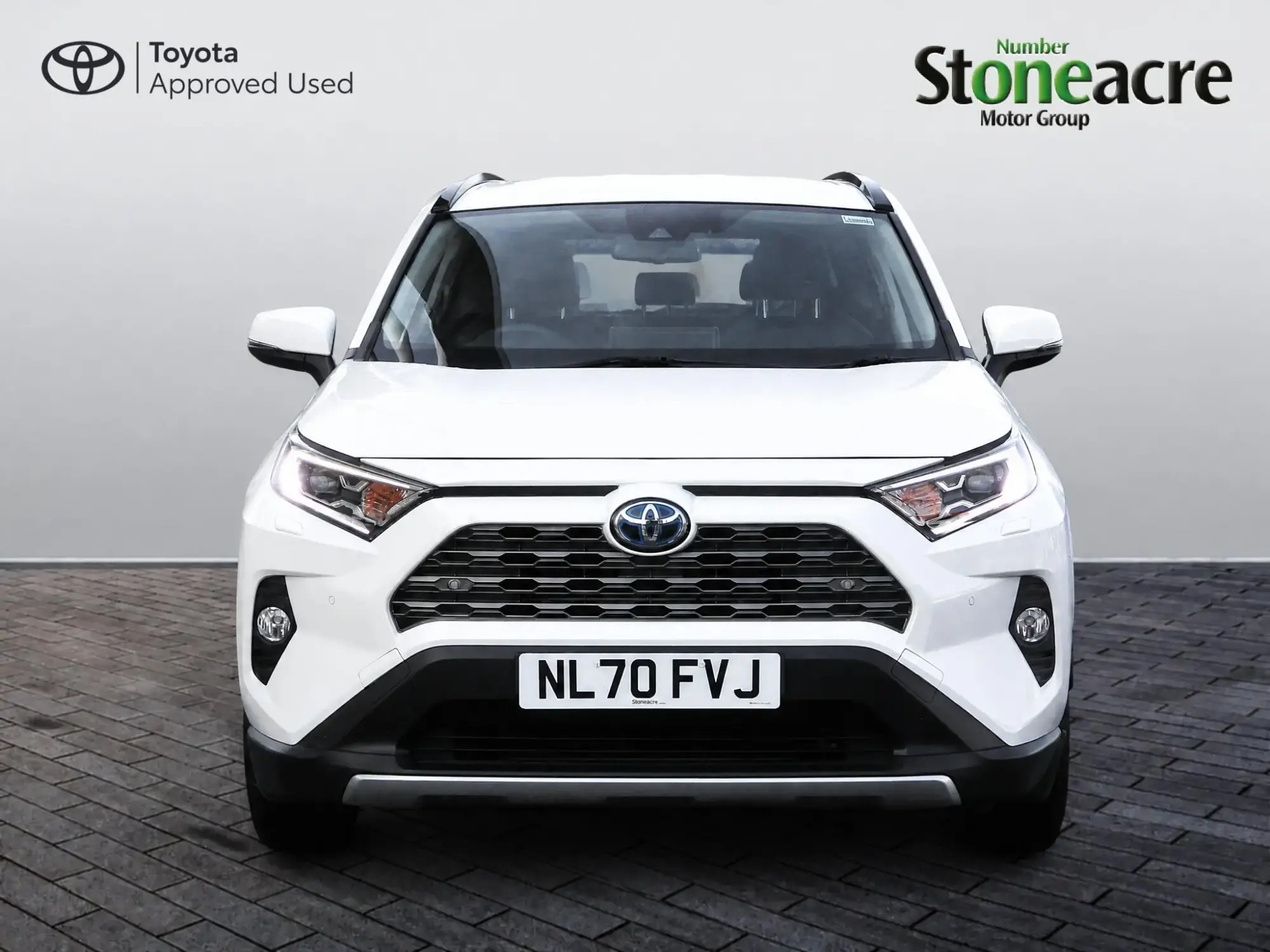 Toyota RAV4 Image 8