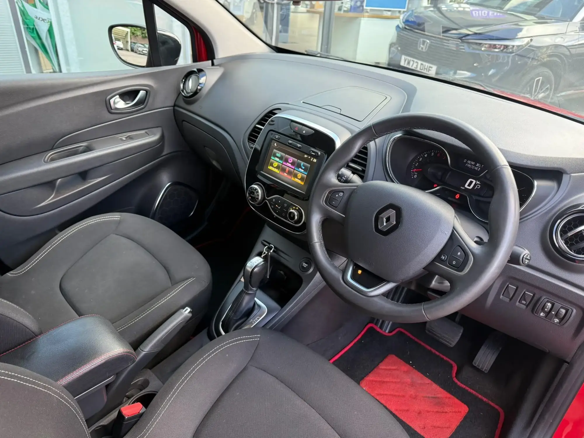 Renault Captur Image 10