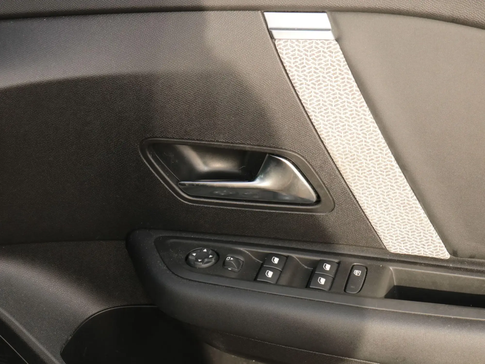 Citroen e-C4 Image 25 Citroen e-C4 Image 25