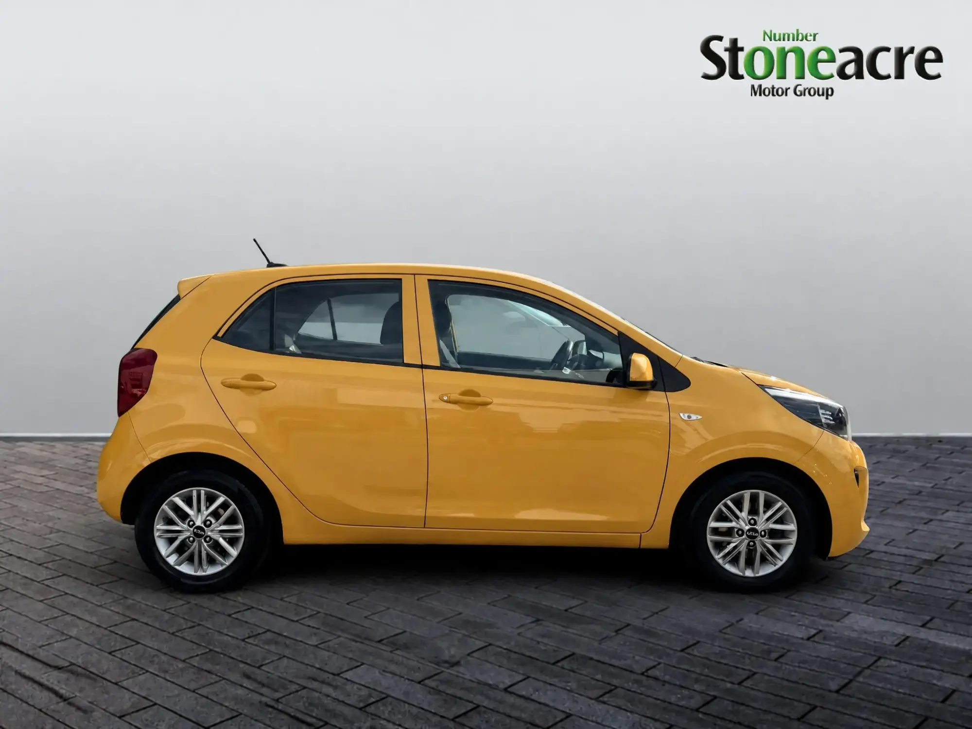 Kia Picanto Image 2