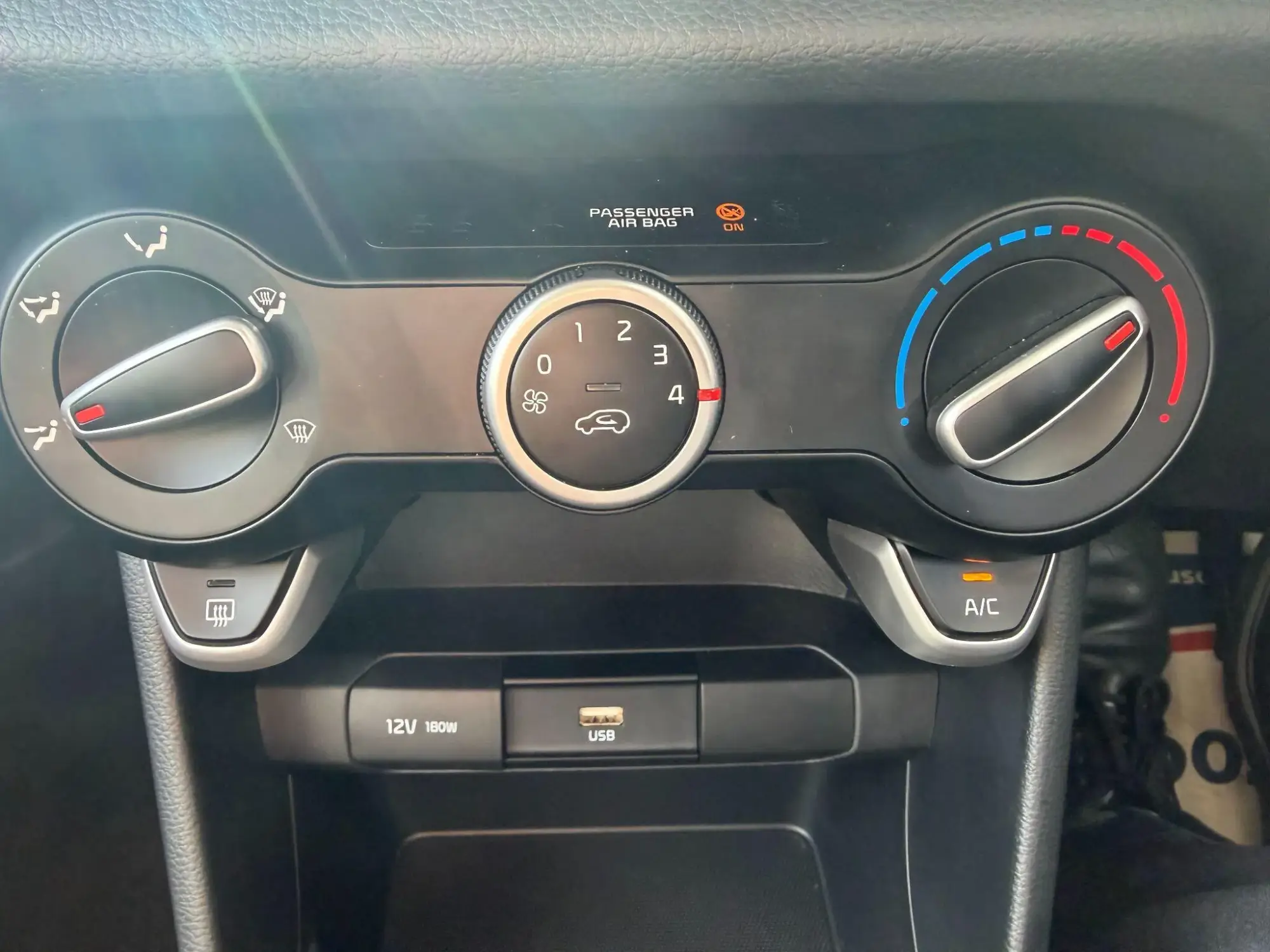 Kia Picanto Image 14