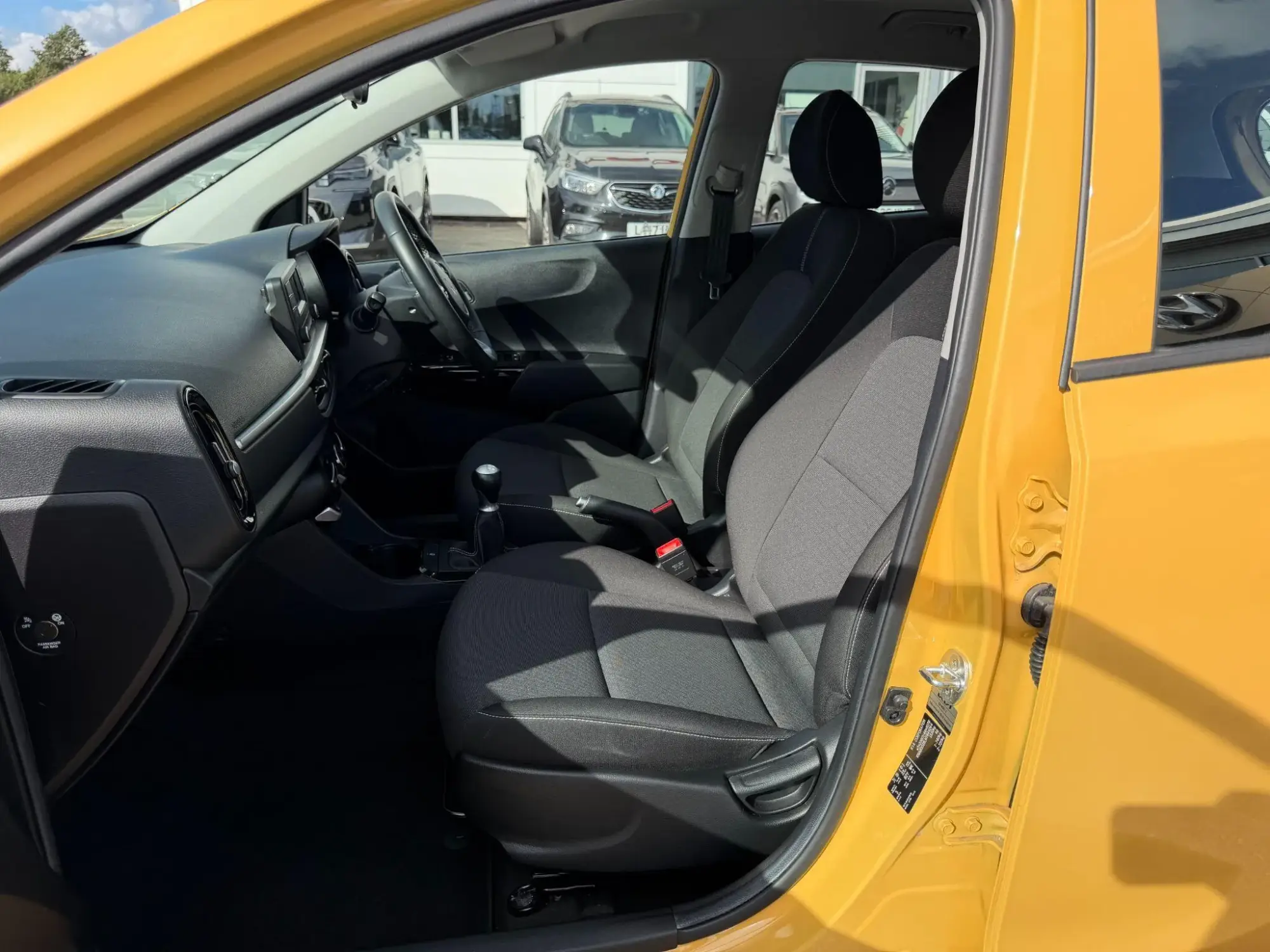 Kia Picanto Image 17